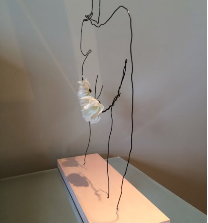 Wire Sculpture - Femininity