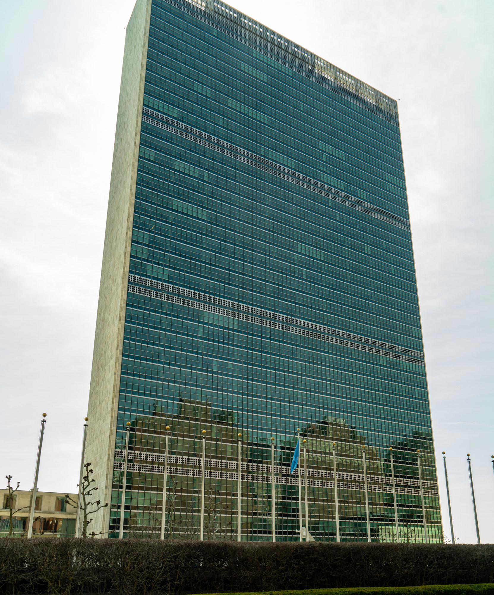 UN