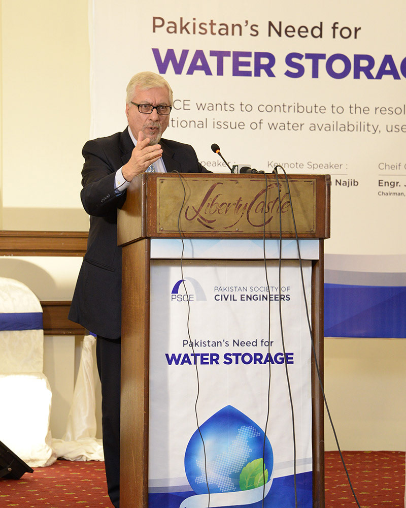 Keynote speaker presentation photography at a corporate conference.