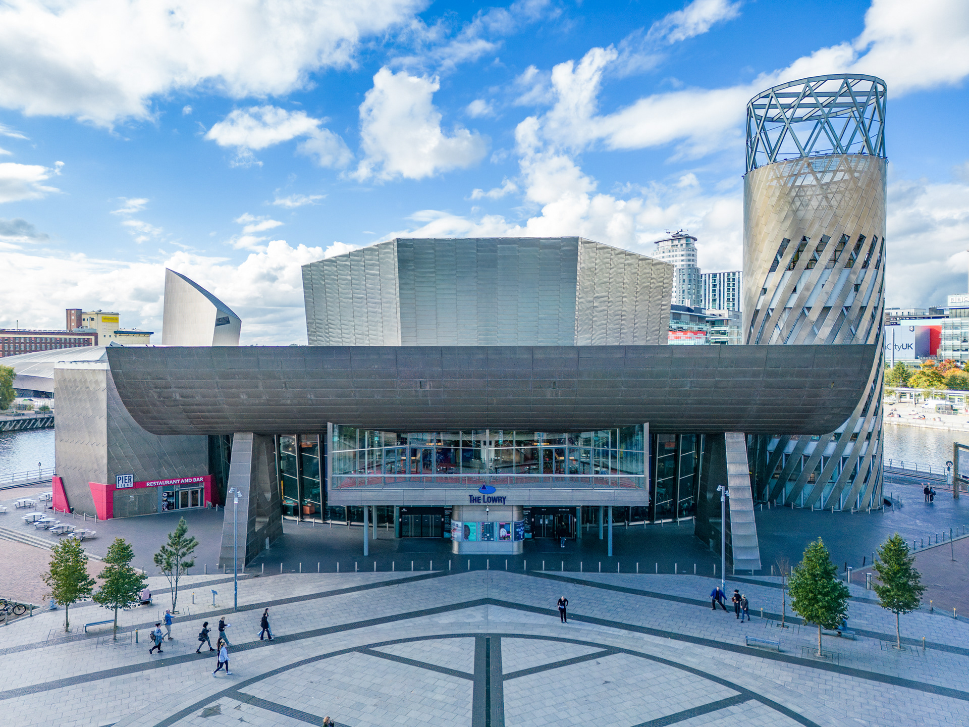 Architectural photographer, image of the Lowry, Salford Quays