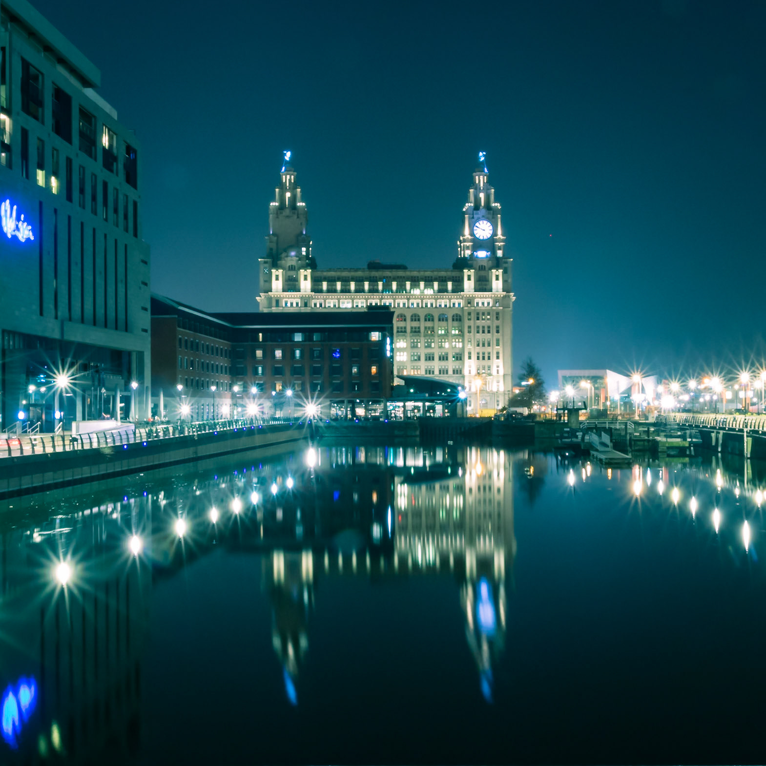 Liver Building from Princes Dock 2
