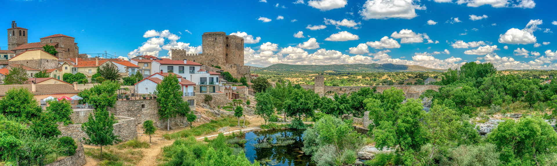 Panoramic view of Puente del Congosto, province of Salamanca, Spain.