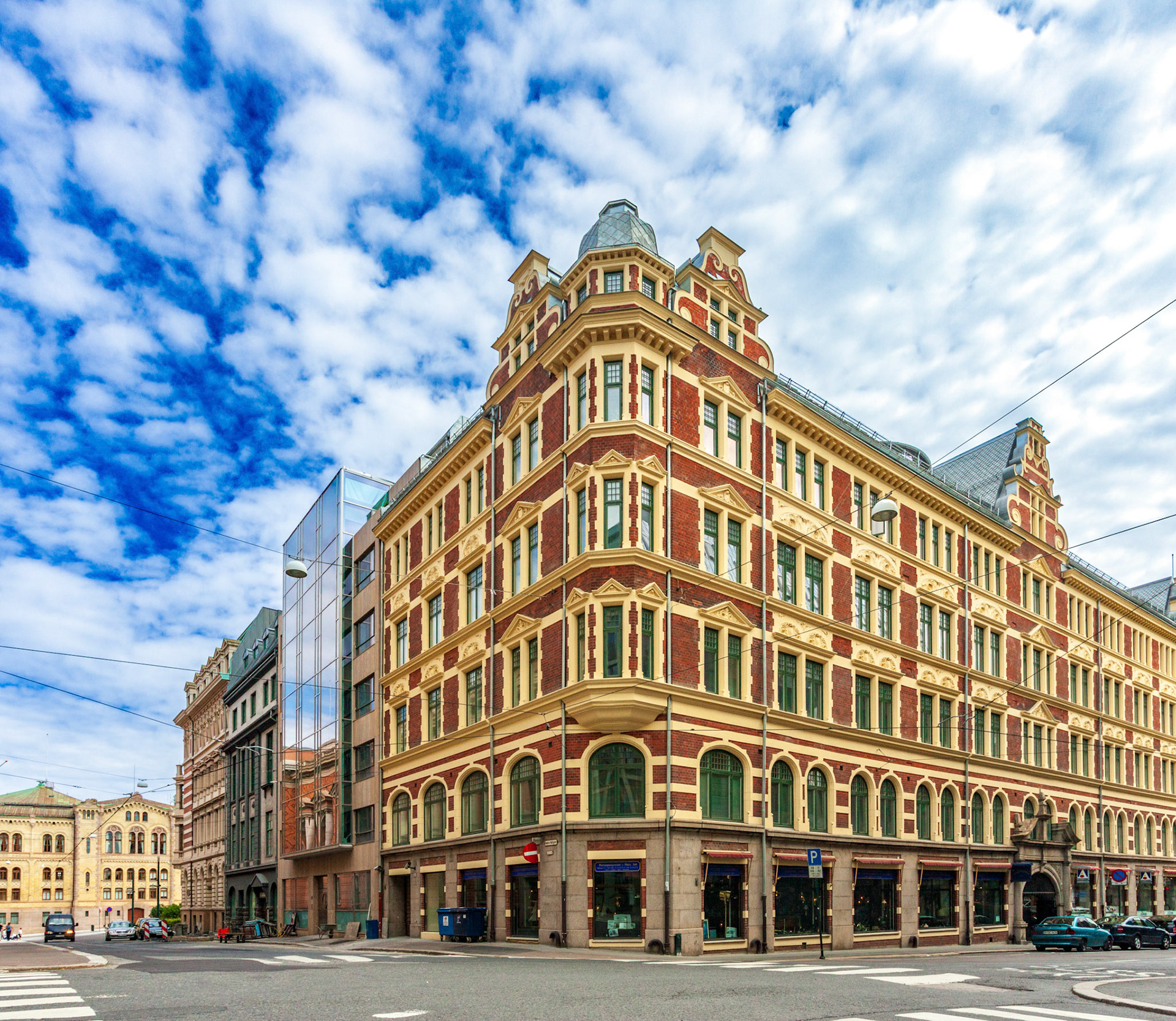 Cammermeyergarden, a historical building by Kristen Rivertz, showcases unique architecture in Oslo's vibrant urban setting.