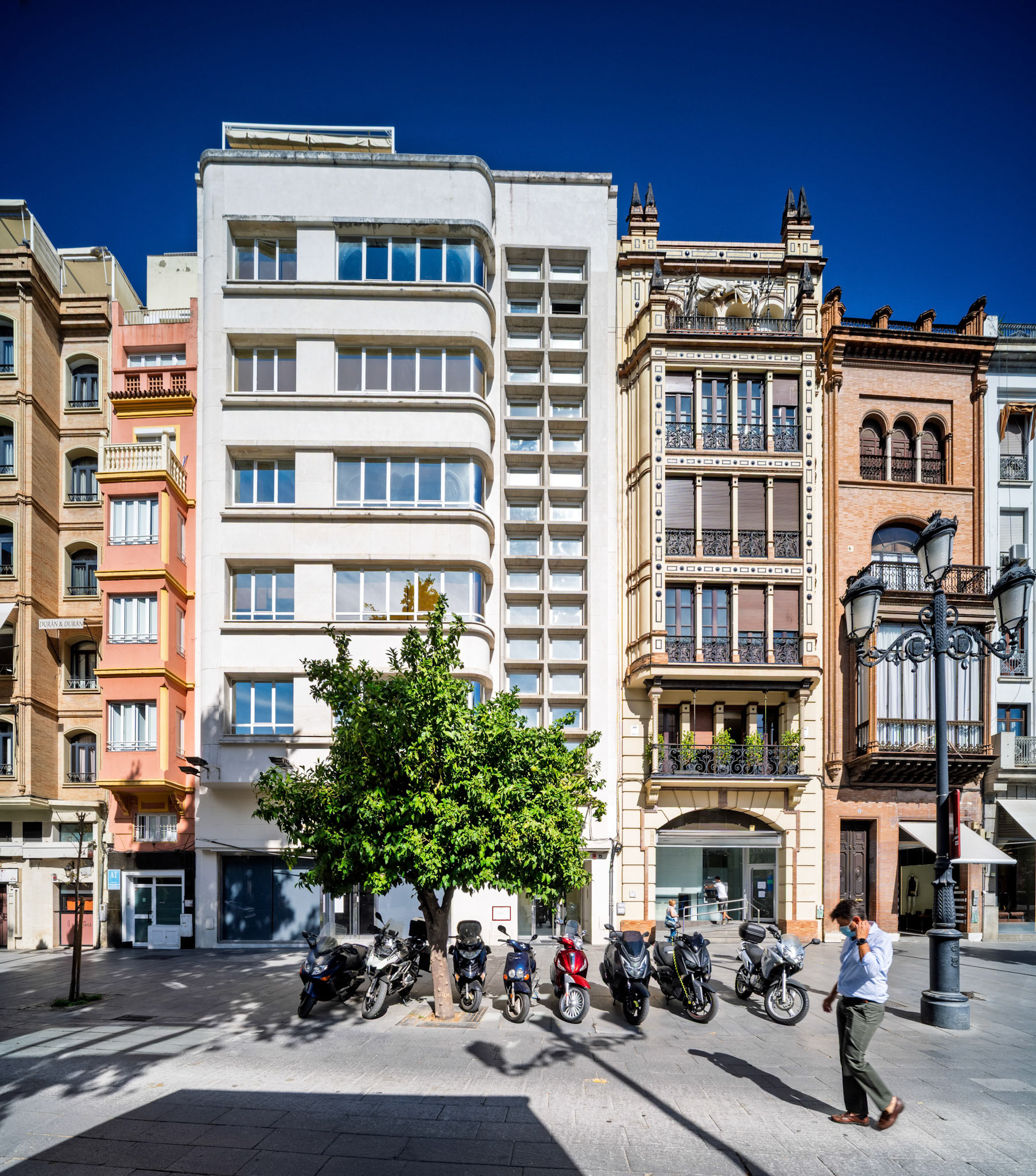 rationalist building by Galnares Sagastizábal &amp; Wespi Schneider (1936) on Rodriguez Jurado street, next to Avenida de la Constitucion