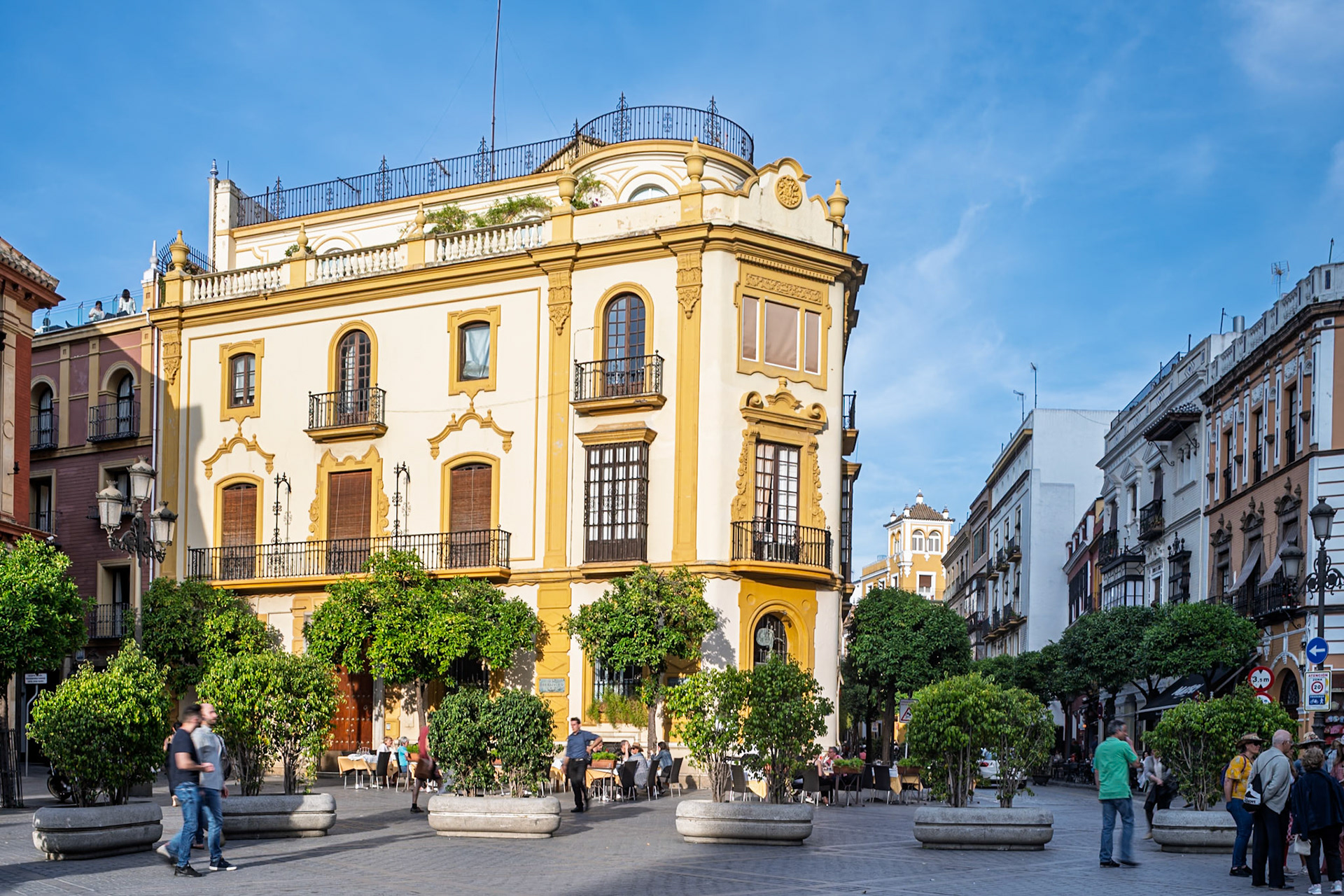 Admire Casa para la Viuda de Maranon, a 1920 work by Vicente Traver, situated at Plaza Virgen de los Reyes near Mateos Gago in Seville, Spain.