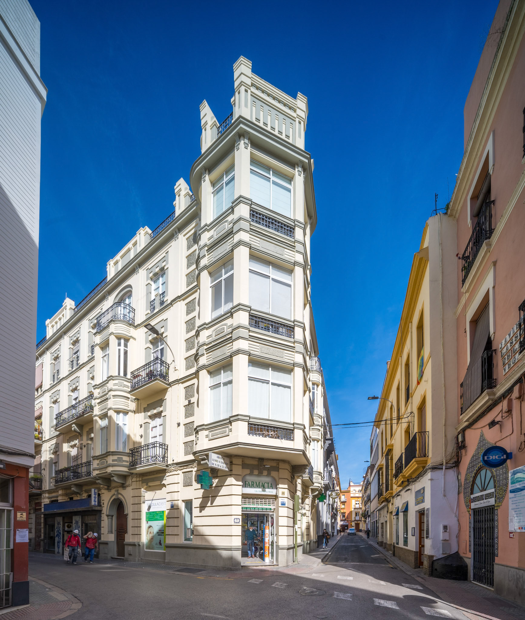Modernist building designed by architect Ramón Balbuena y Huertas in 1916, located in Seville, Spain. Notable for its intricate facade and historic significance.