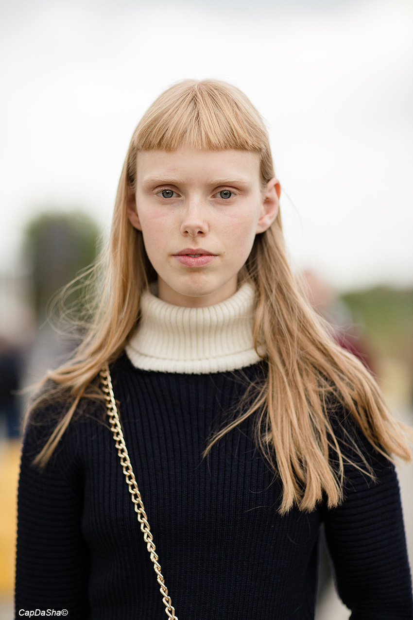 Ritratto Editoriale per Personal Branding modella, foto ritratto emozionale. Servizi fotografici Milano.