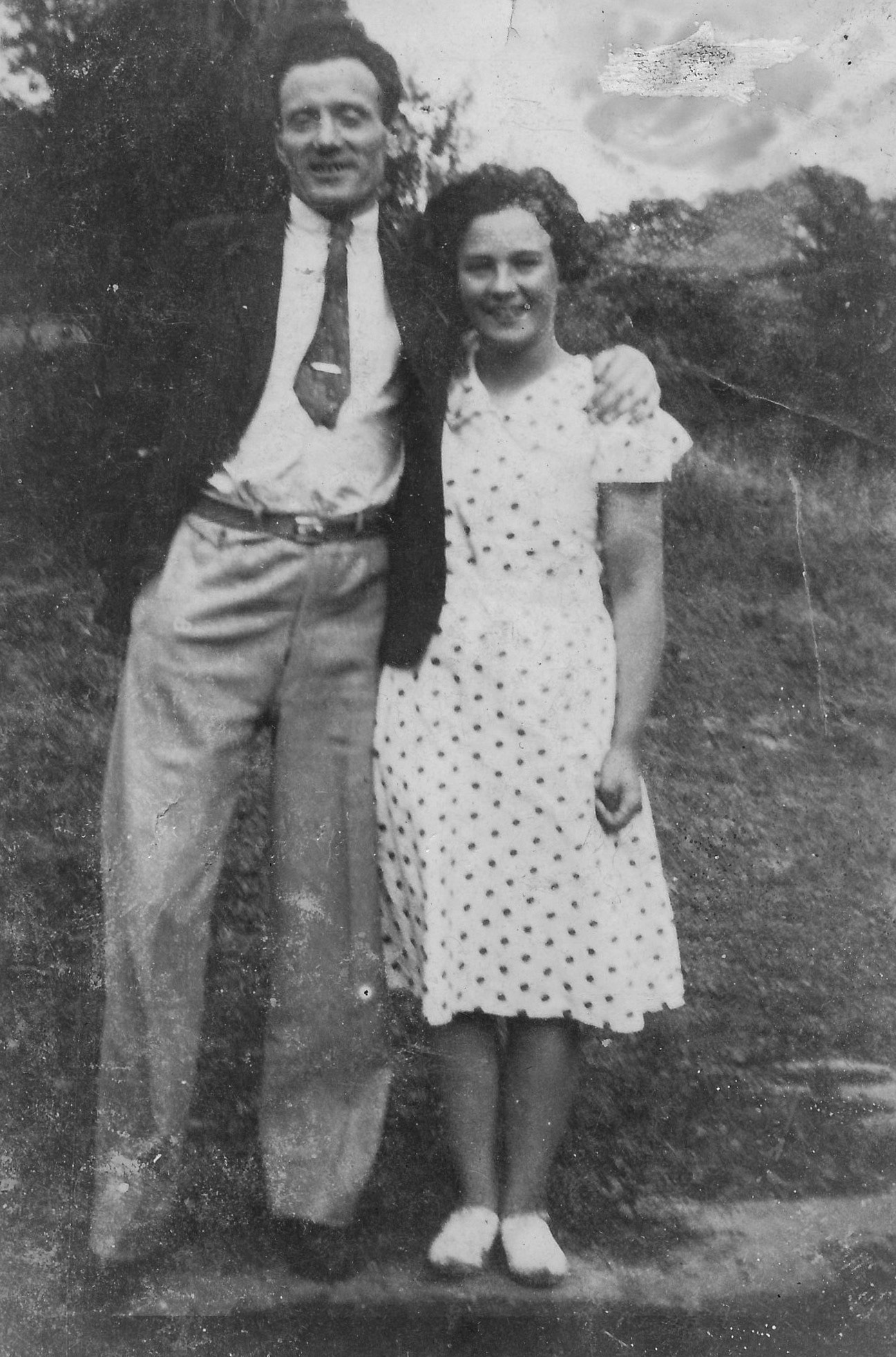 "Lou and Irene. Rothbury August 1933"
