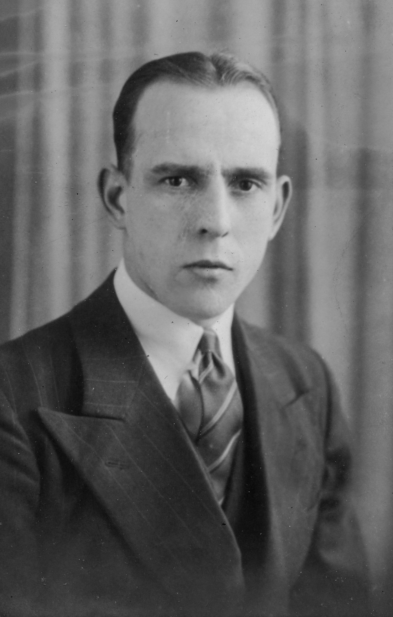 Frank Hill 16 December 1938