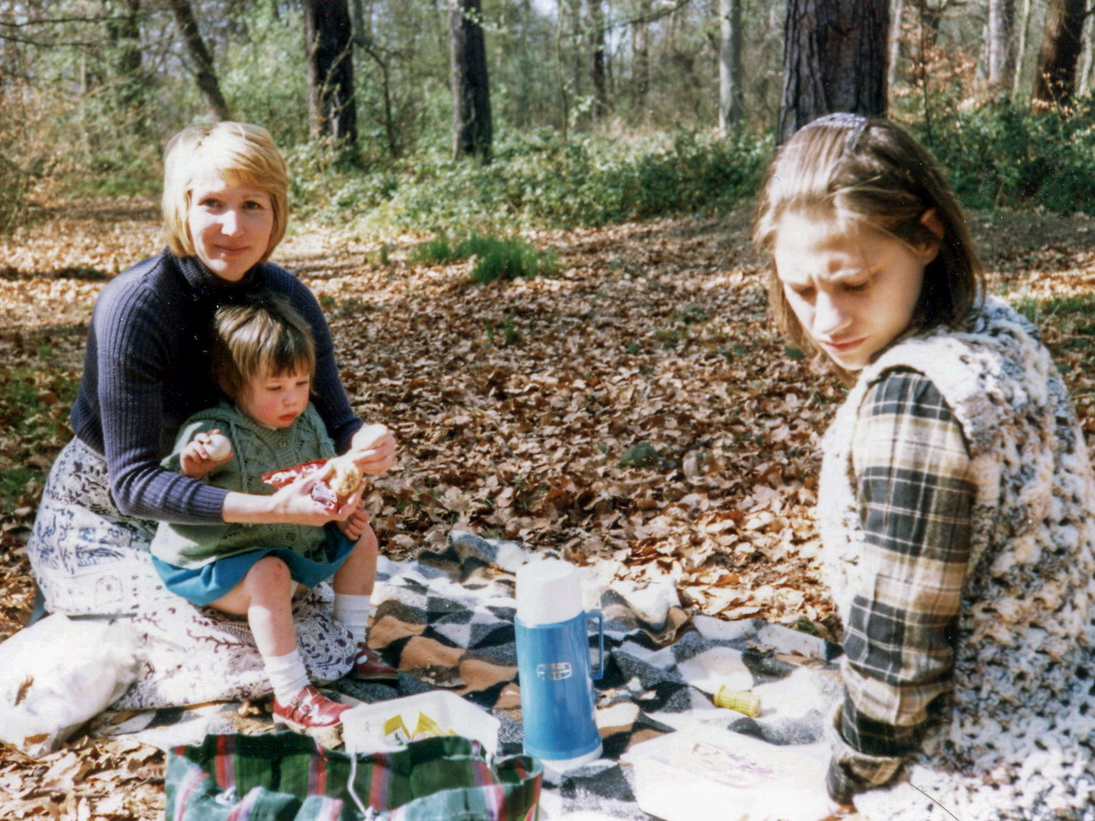 Lesley at Black Park, Summer 1980 with Diane and Amy