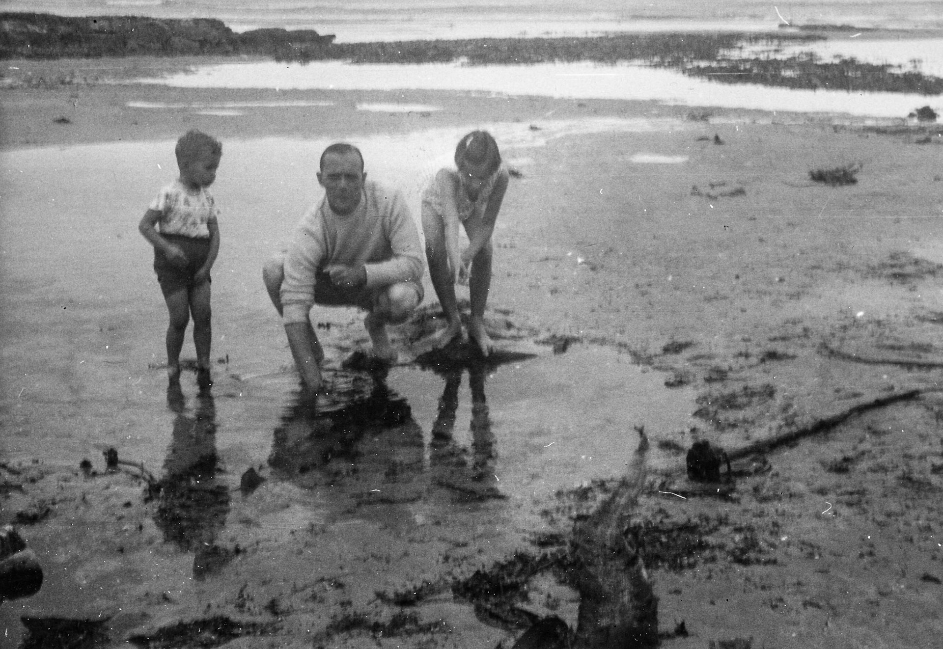John, Maureen and Malcolm Hill at Seahouses