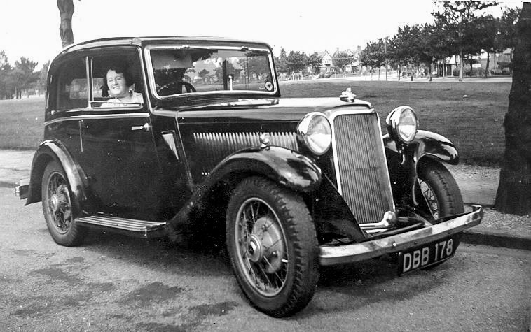 Mother and Irene Port Sunlight Birkenhead August 1938. Armstrong Sidley.
