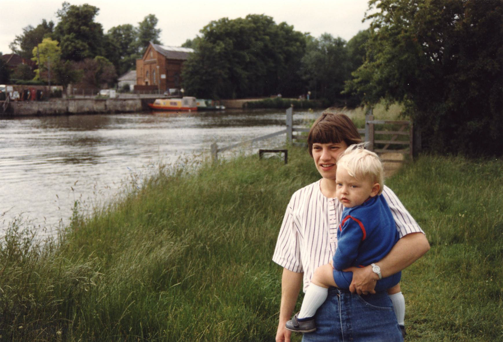 Picnic by the Thames near Abingdon