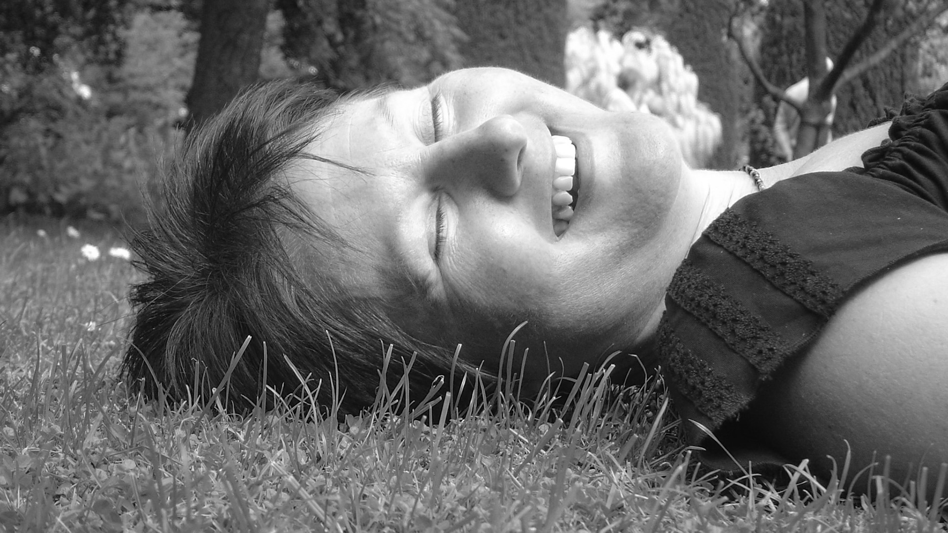 Annie at Hidcote Manor Gardens, June 2004