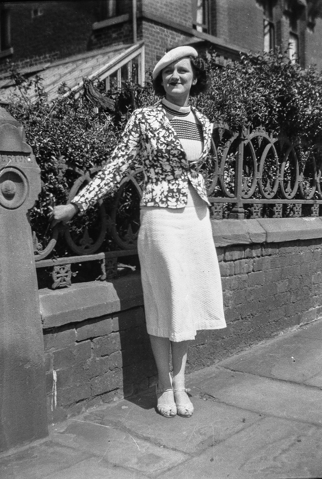 Irene recalls "Eilleen - friend"