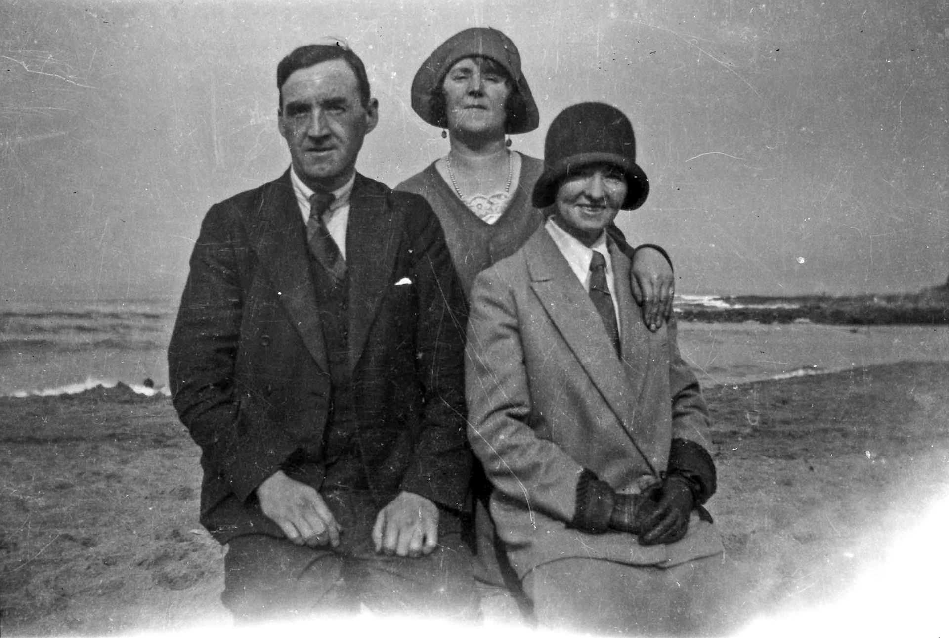 Irene recalls "Bob, Edith Gertrude and Amy"