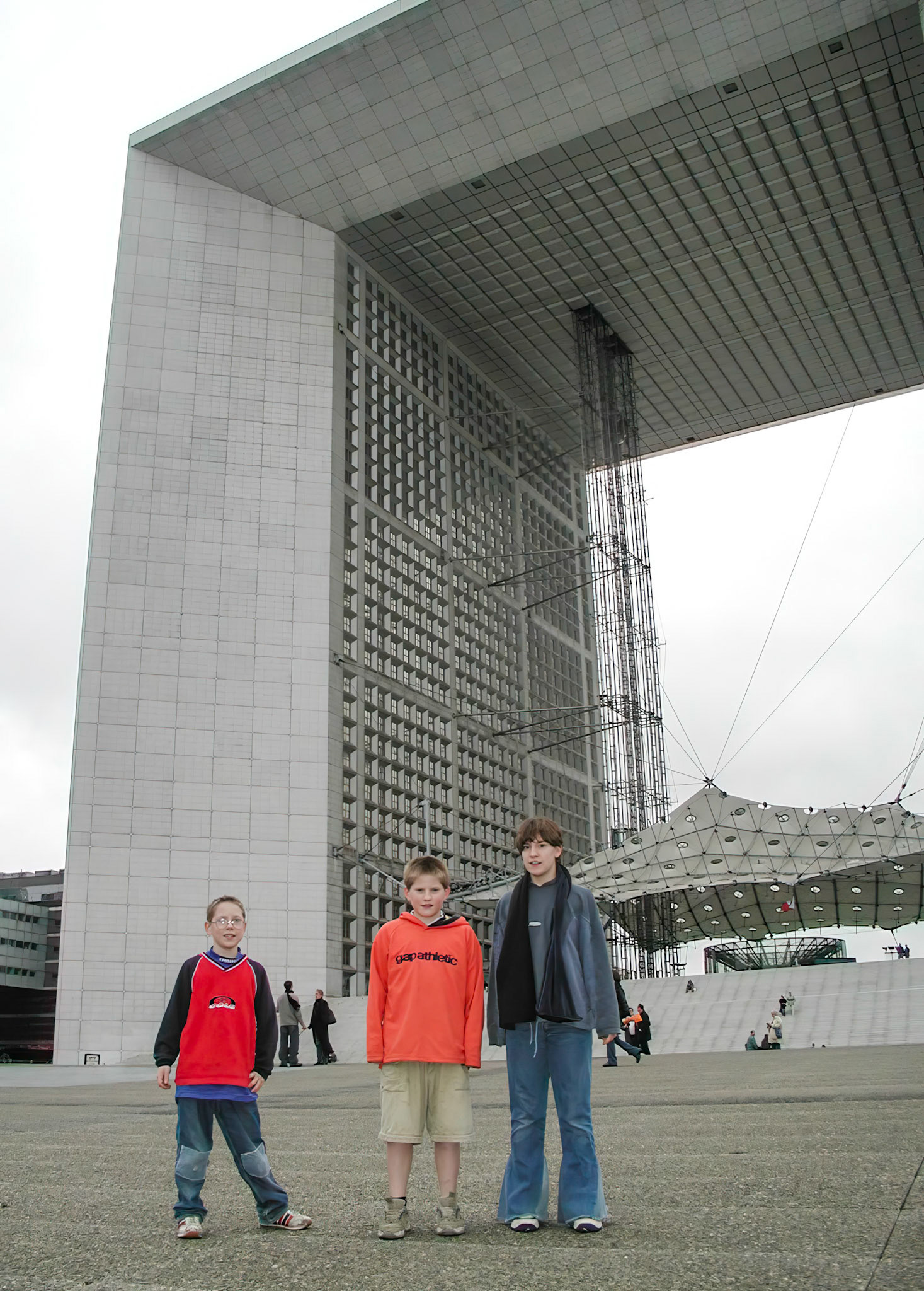 Grande Arche Rob, Gordon, Vicki