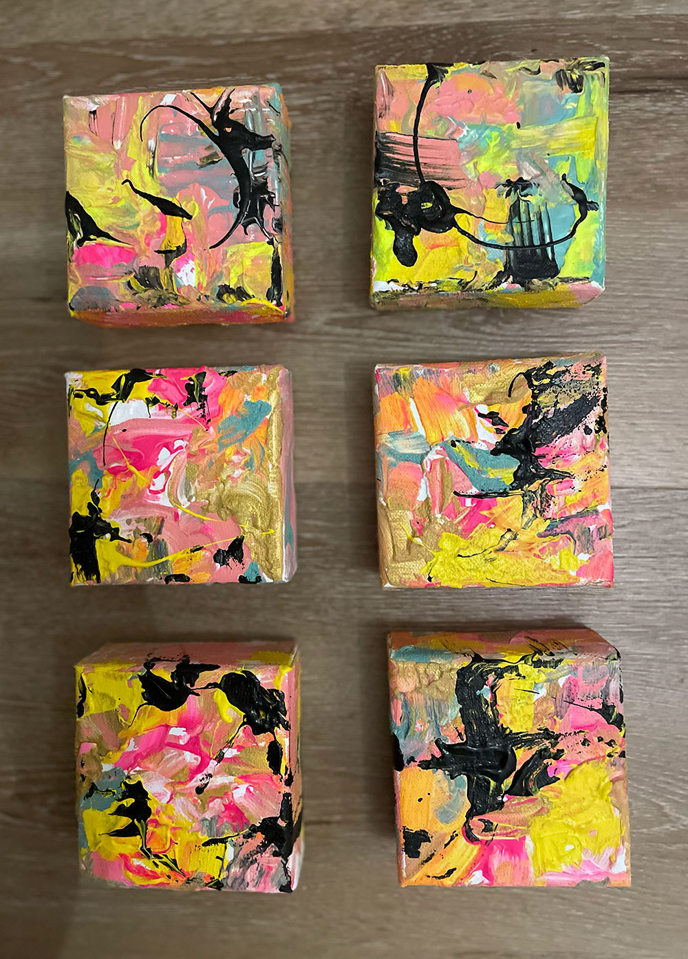 Die Neon-Quadrate »Schwungvoll« | 10x10 cm (XL)