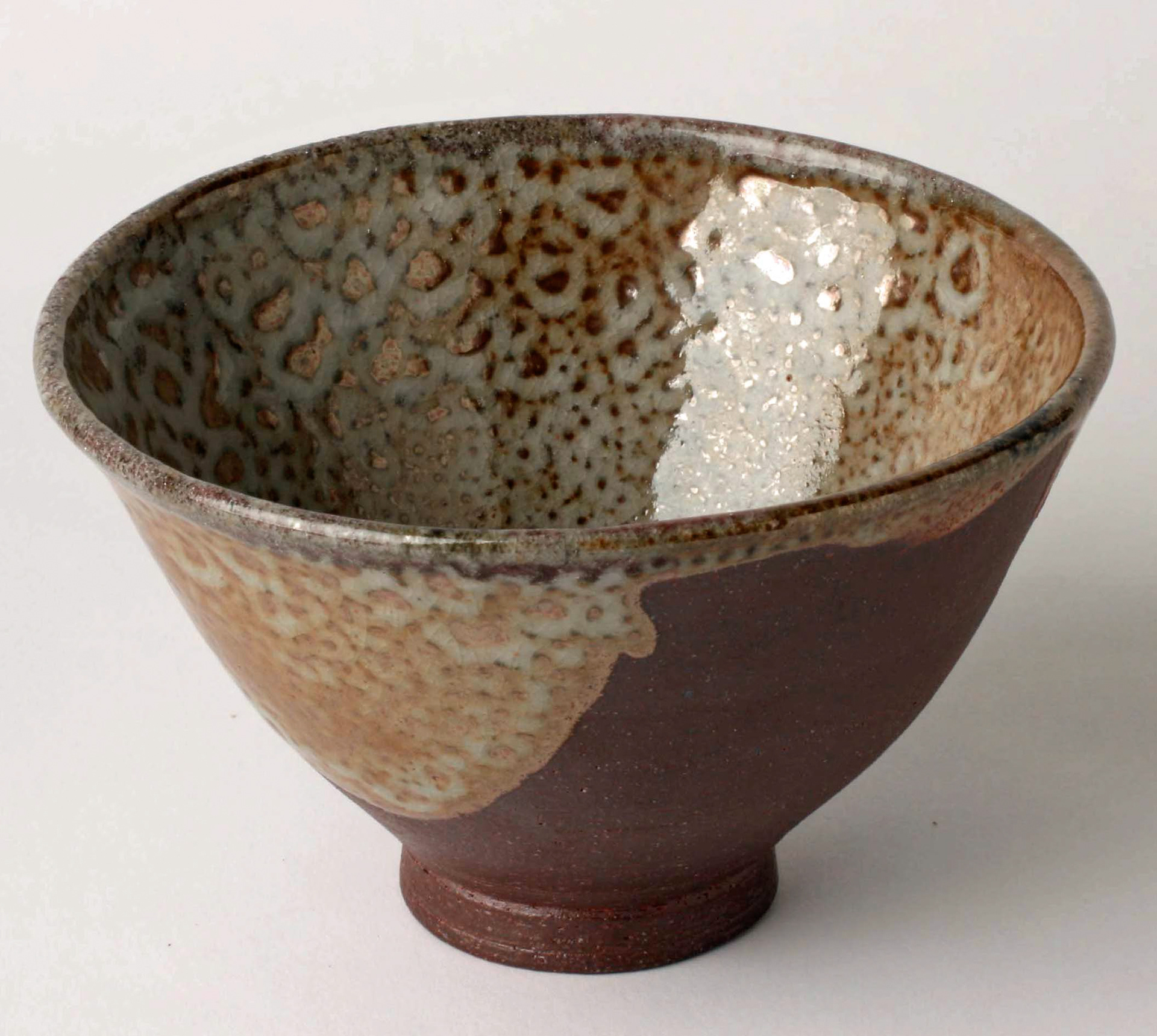 shino bowl ~4"h x 6"dia.