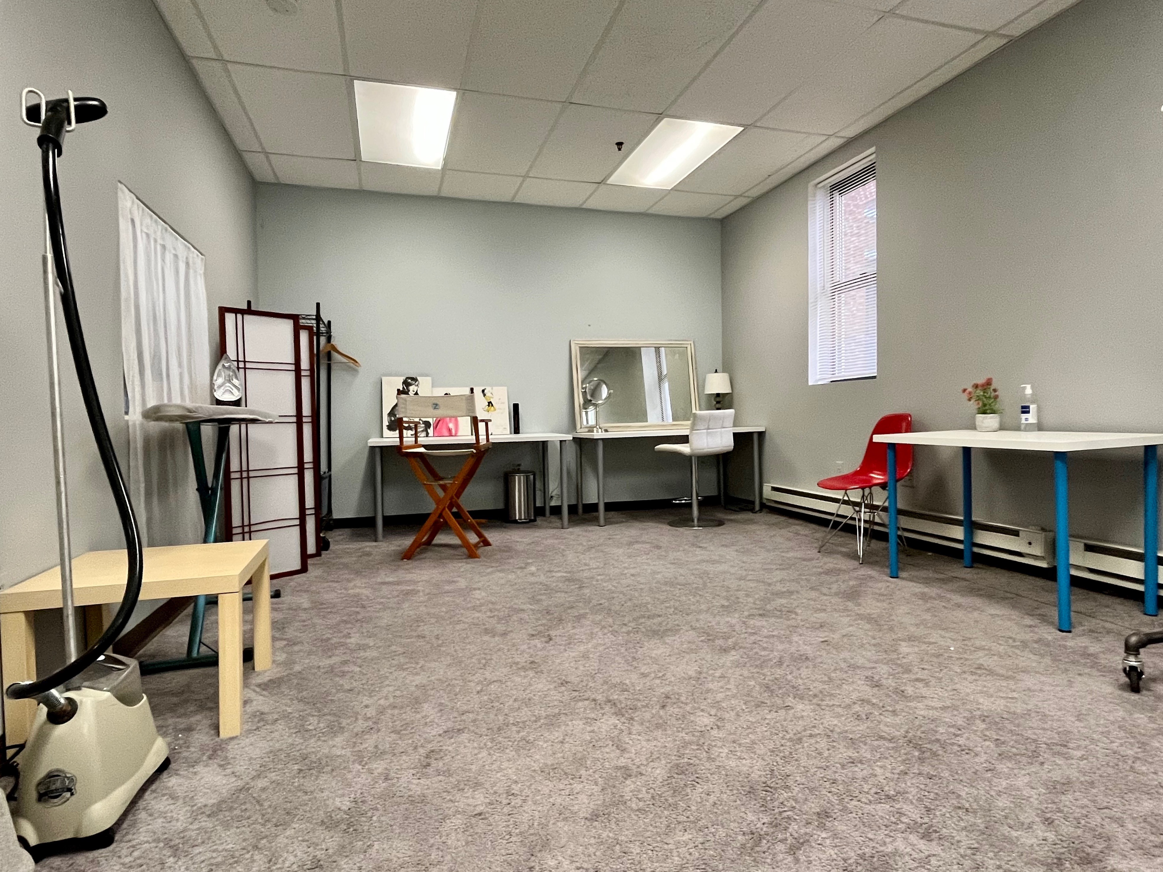 Hair, M/U & Wardrobe room