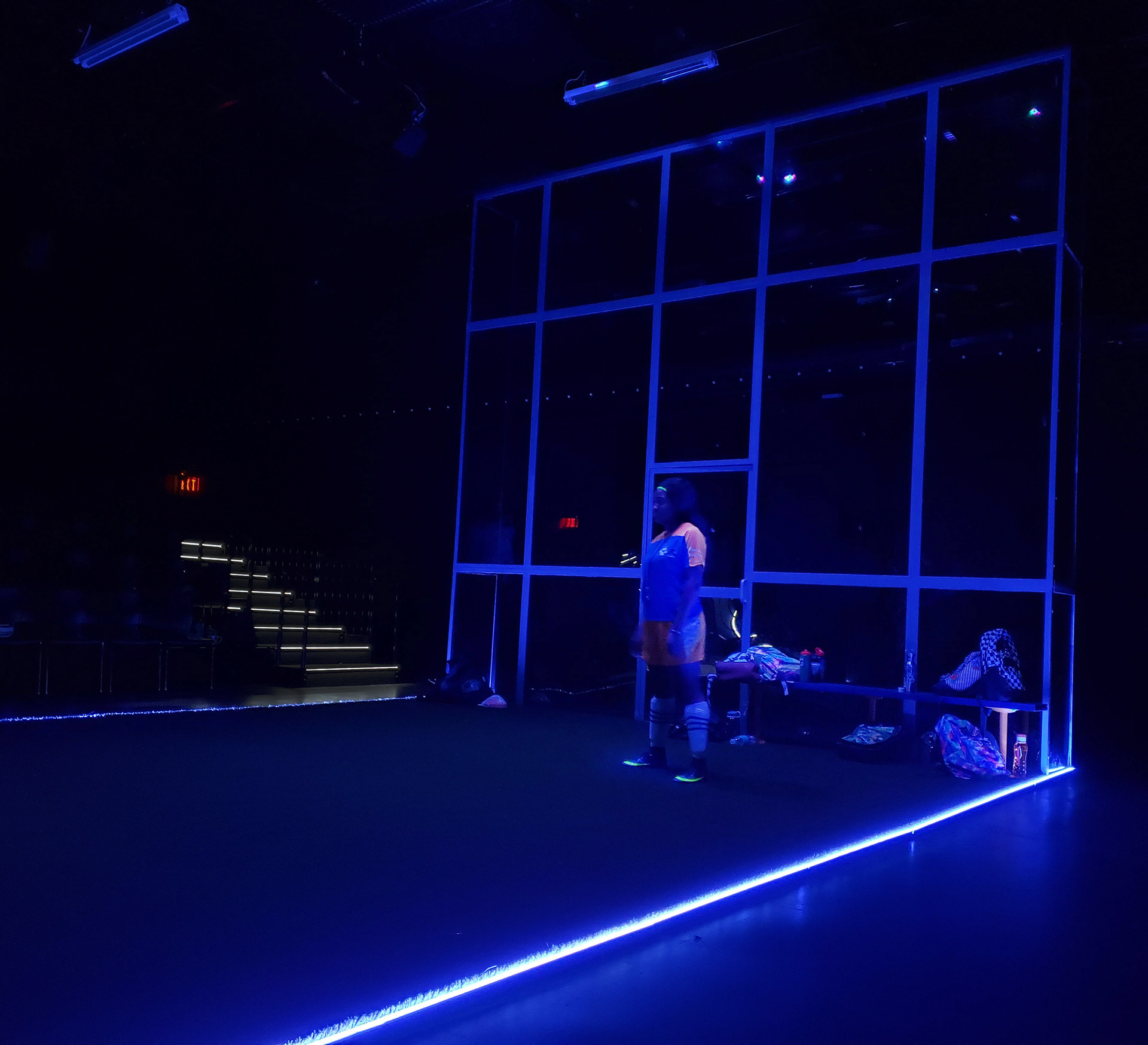 THE WOLVES TRANSITION LIGHTING WITH LED DIFFUSERS HIGHLIGHTING SIDE PARAMETERS OF ASTRO TURF FLOOR