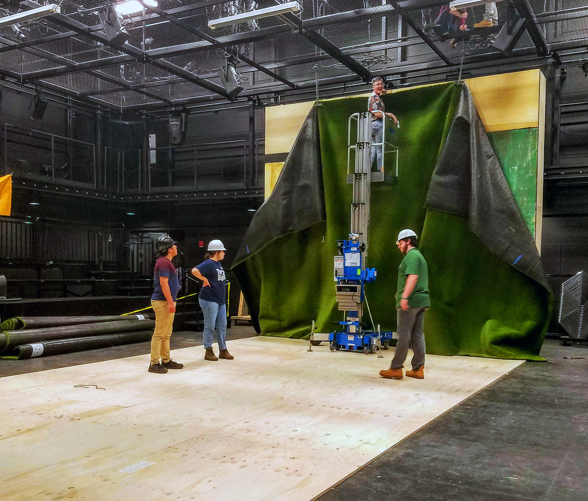 TURF WALL LOAD IN