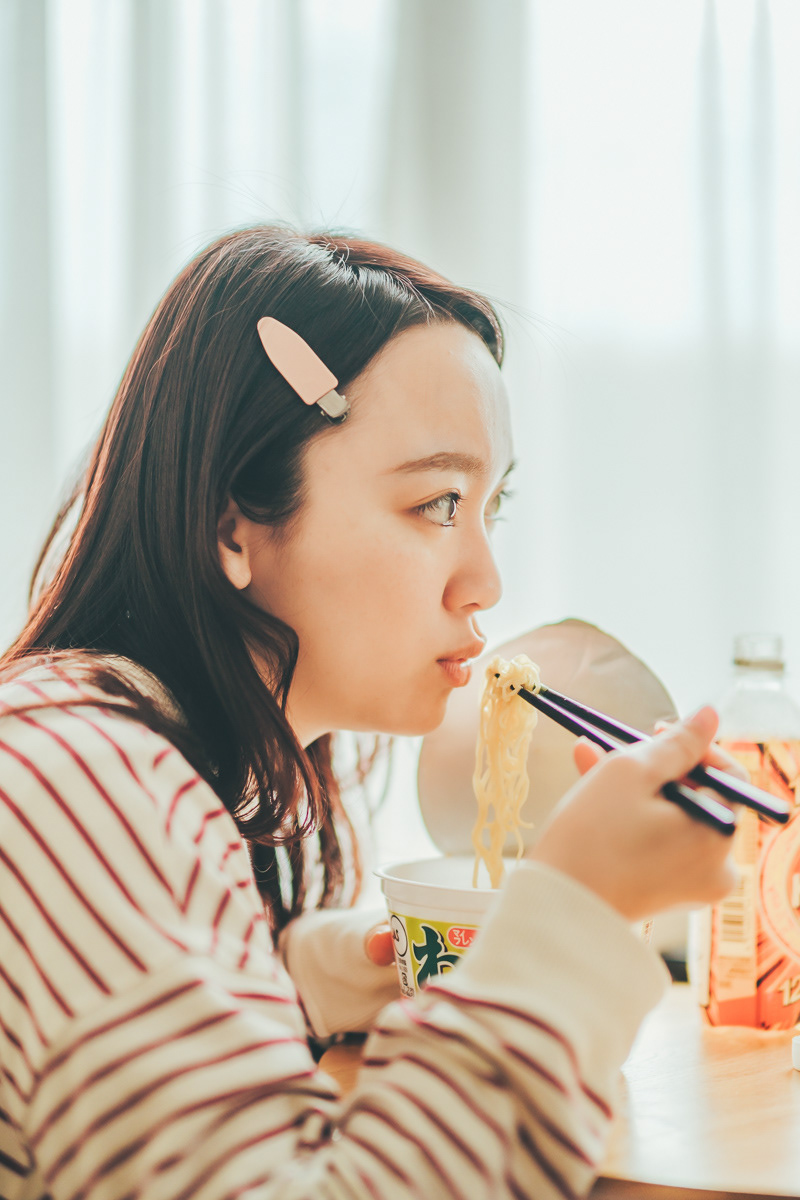 伊藤麗一人芝居「ごくふつうの。」撮り下ろしビジュアル