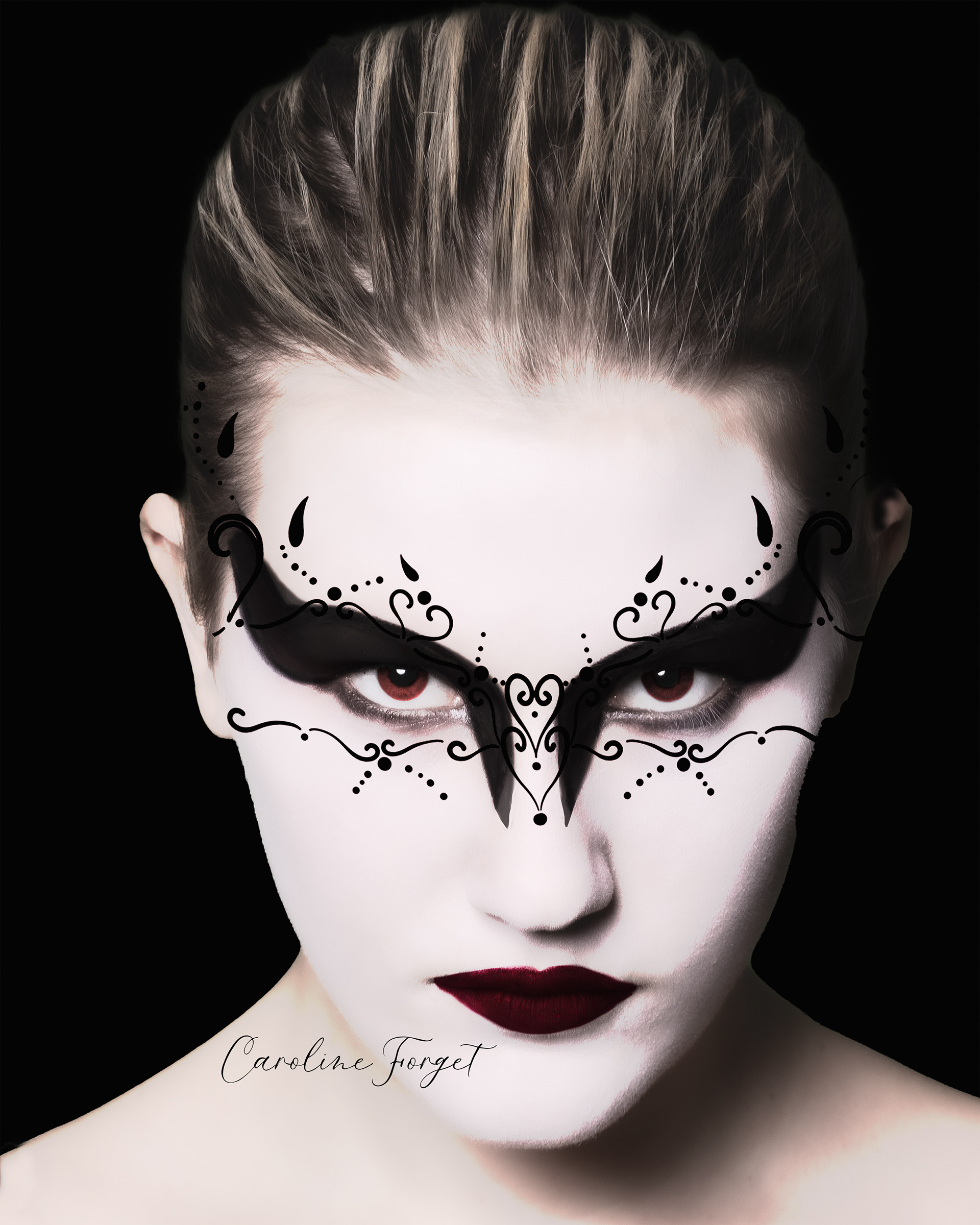 BLACK SWAN