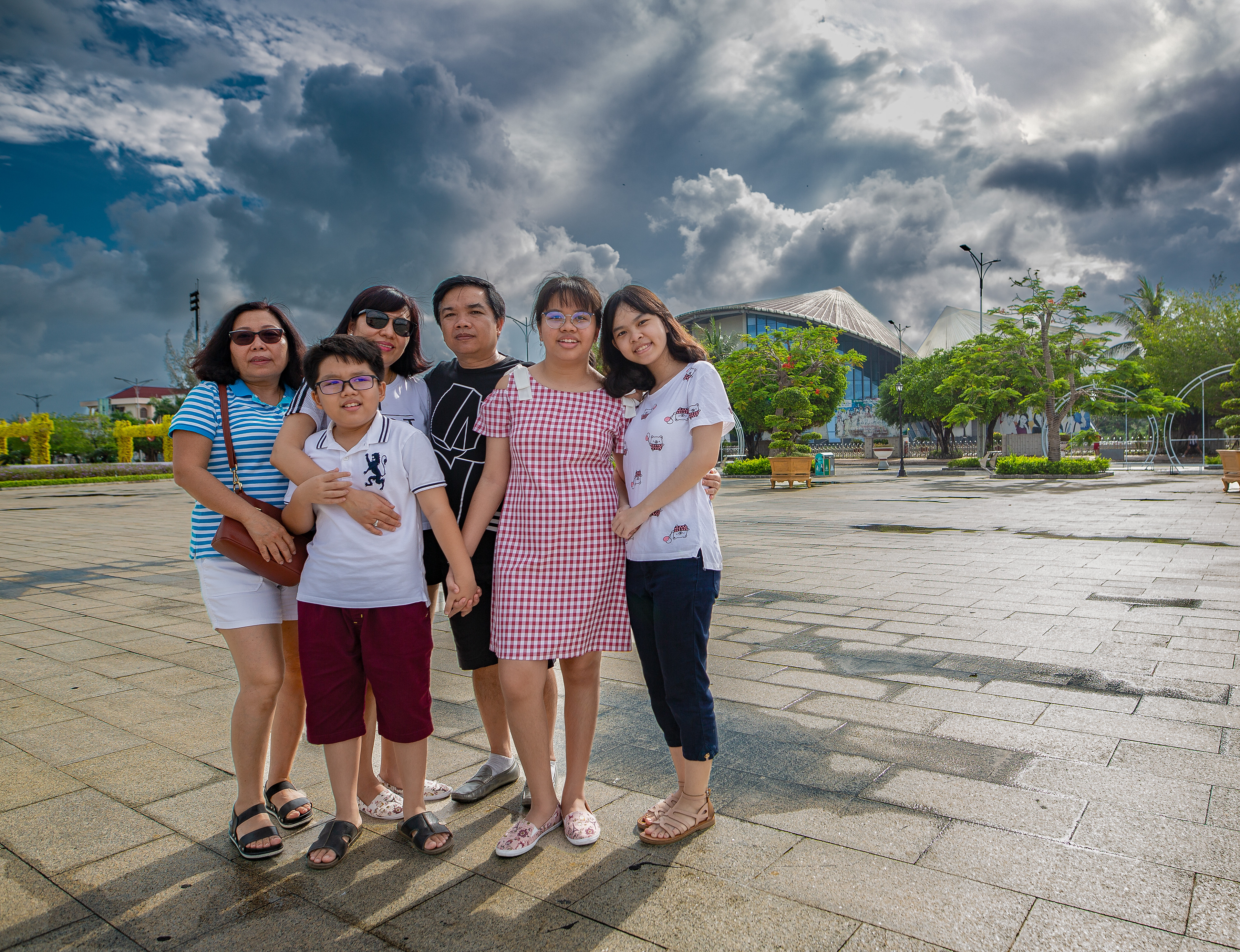 at Quảng Trường Hùng Vương