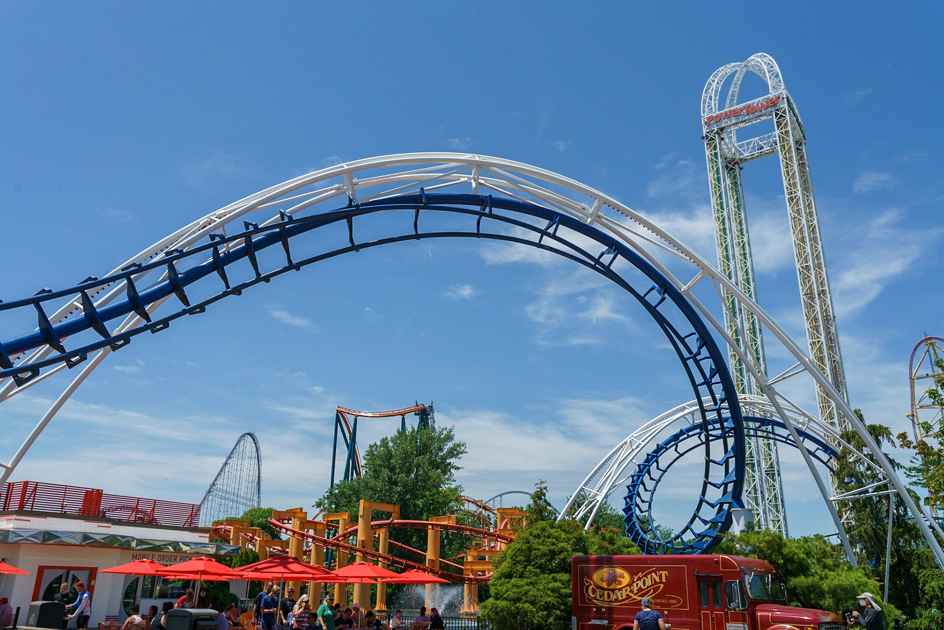 Photo by Jon Roost (www.jonroostphotos.com)