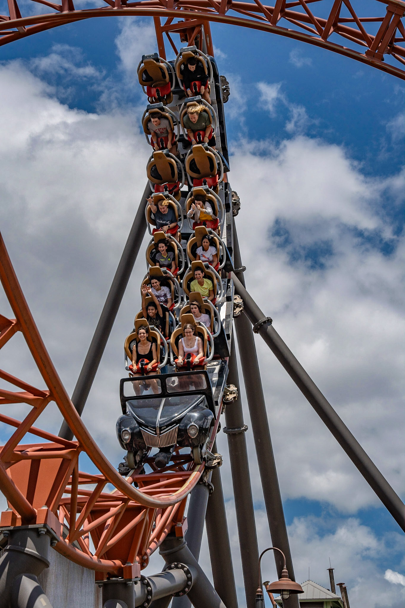 Photo by Jon Roost (www.jonroostphotos.com)