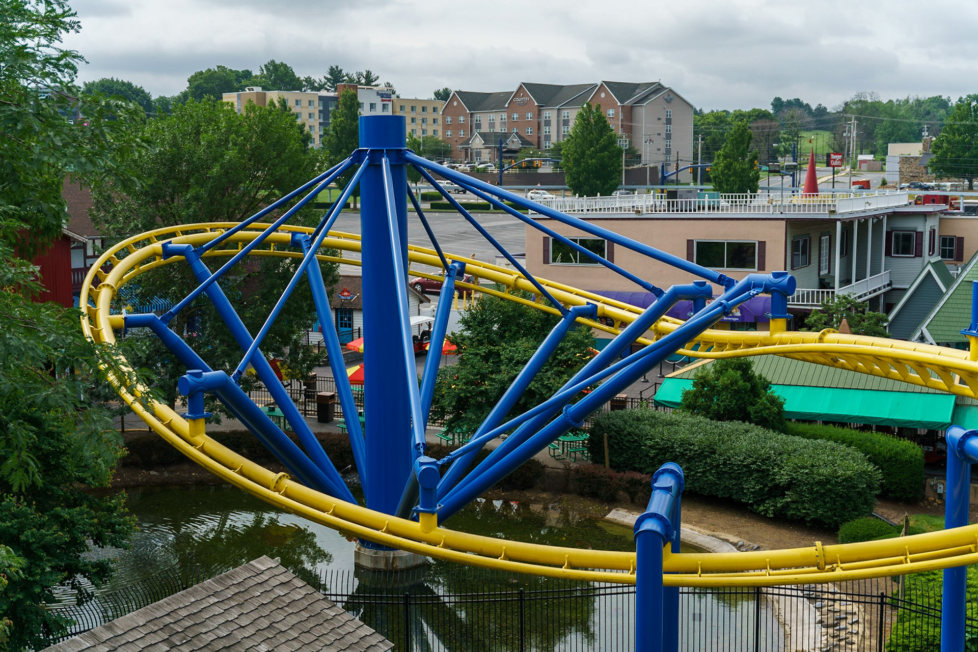 Photo by Jon Roost (www.jonroostphotos.com)