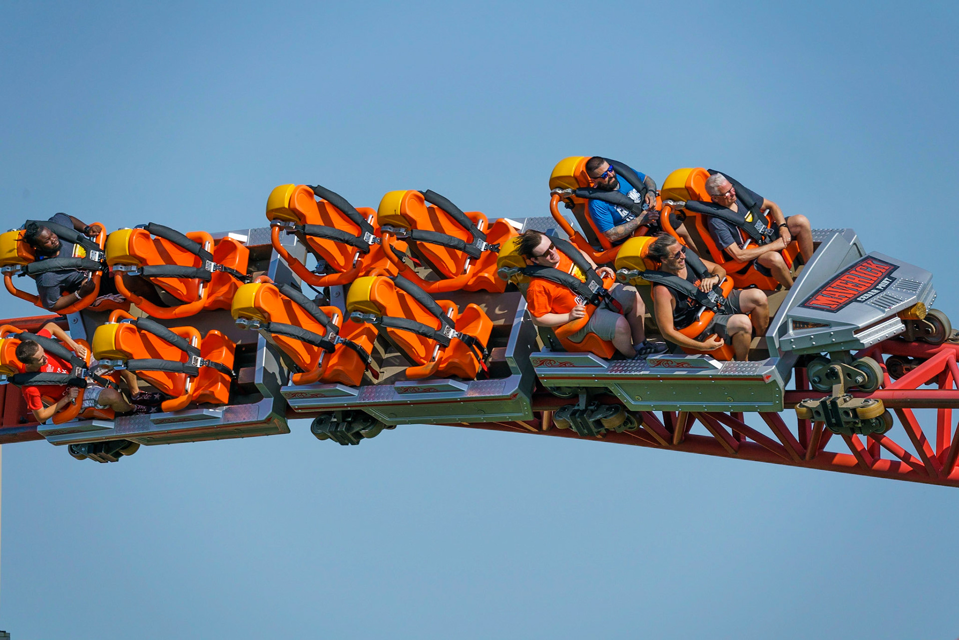 Photo by Jon Roost (www.jonroostphotos.com)