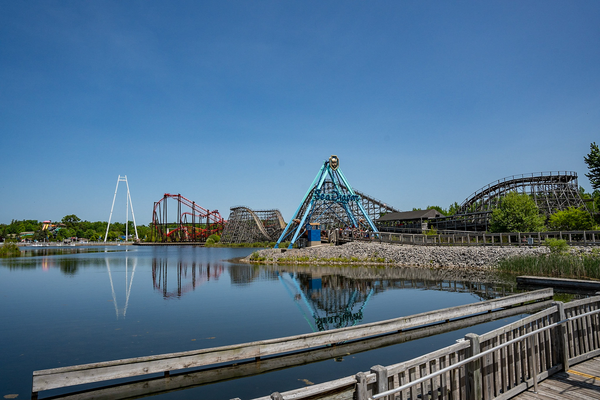 Photo by Jon Roost (www.jonroostphotos.com)