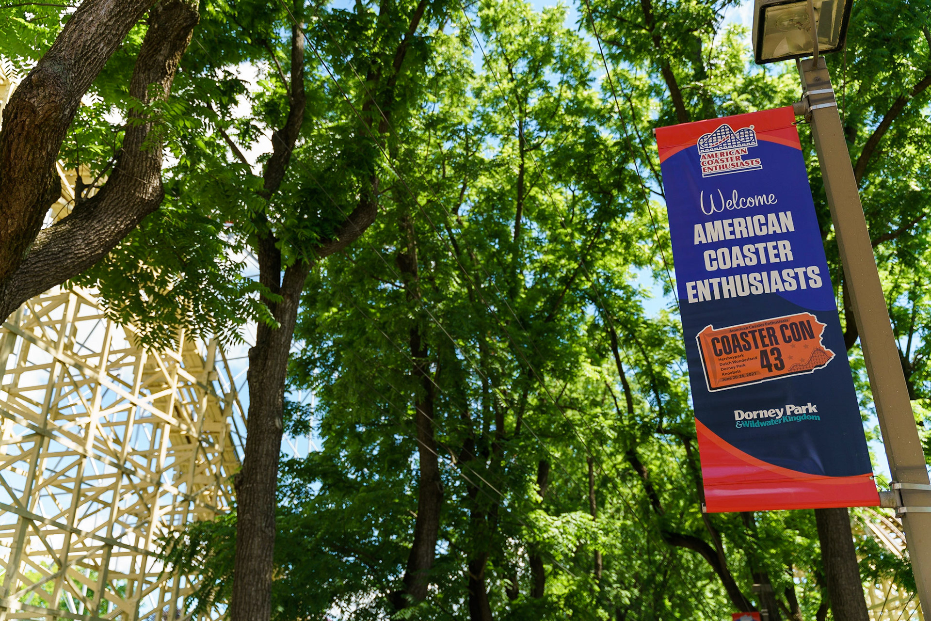 Photo by Jon Roost (www.jonroostphotos.com)