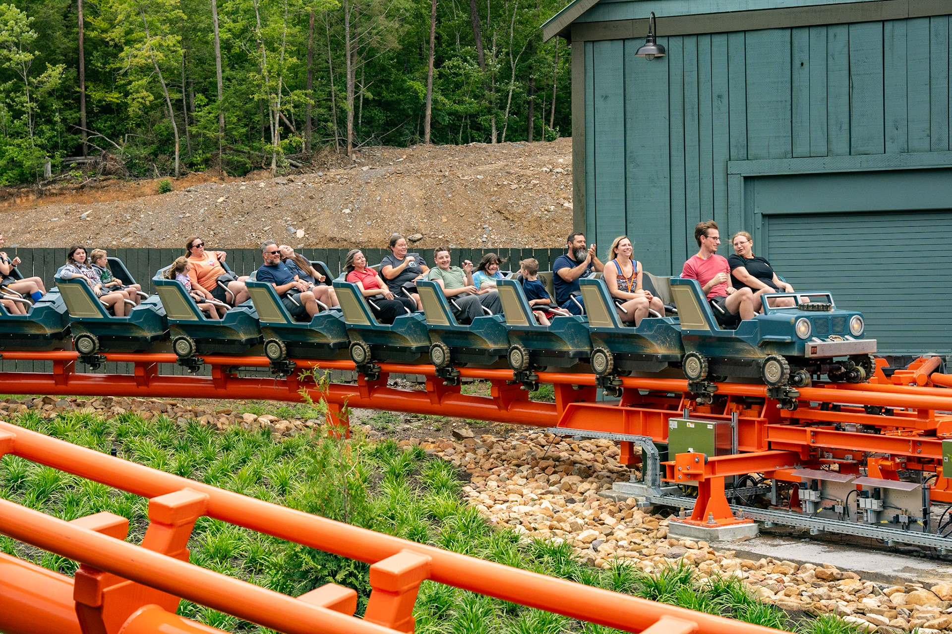 Photo by Jon Roost (www.jonroostphotos.com)