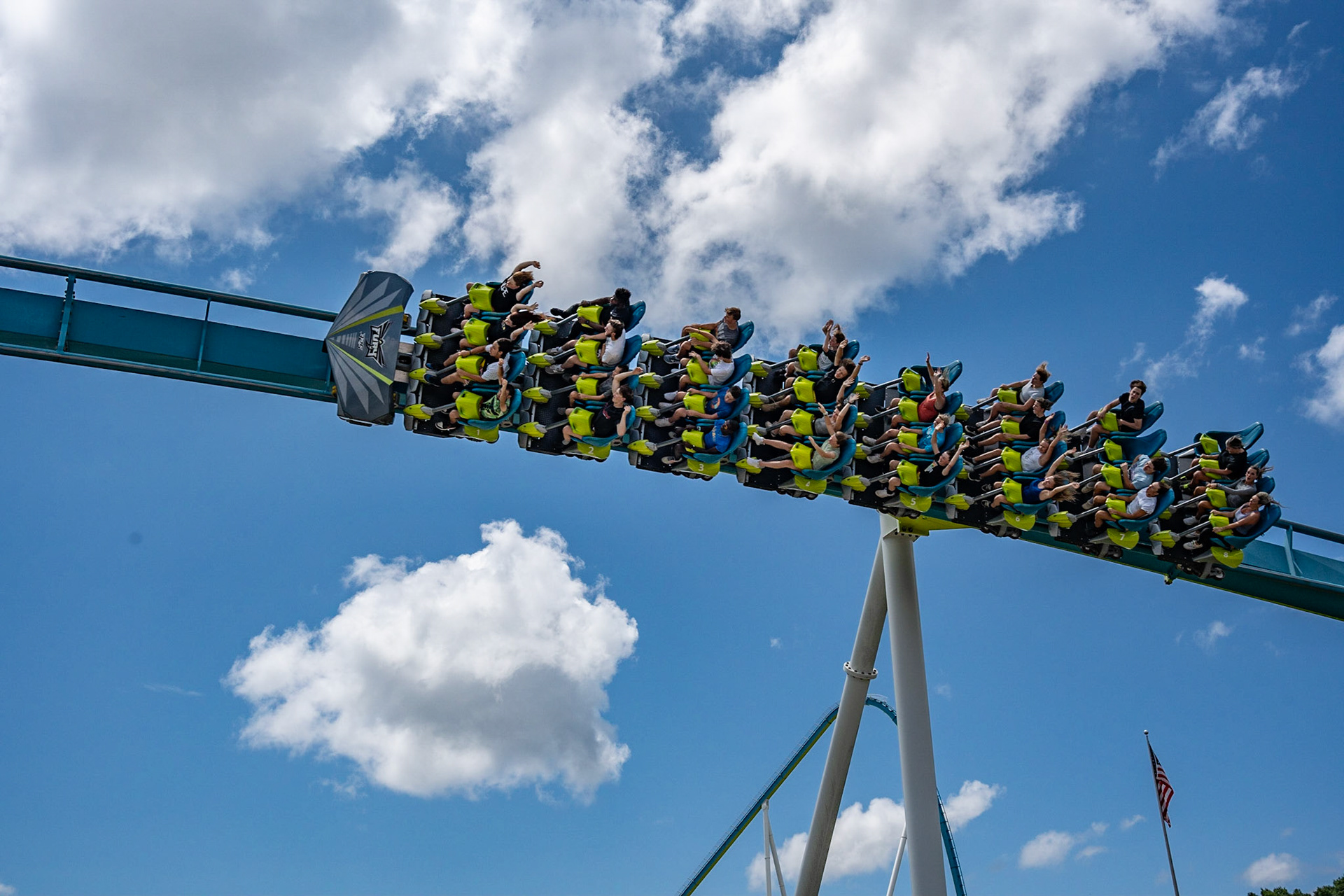 Photo by Jon Roost (www.jonroostphotos.com)