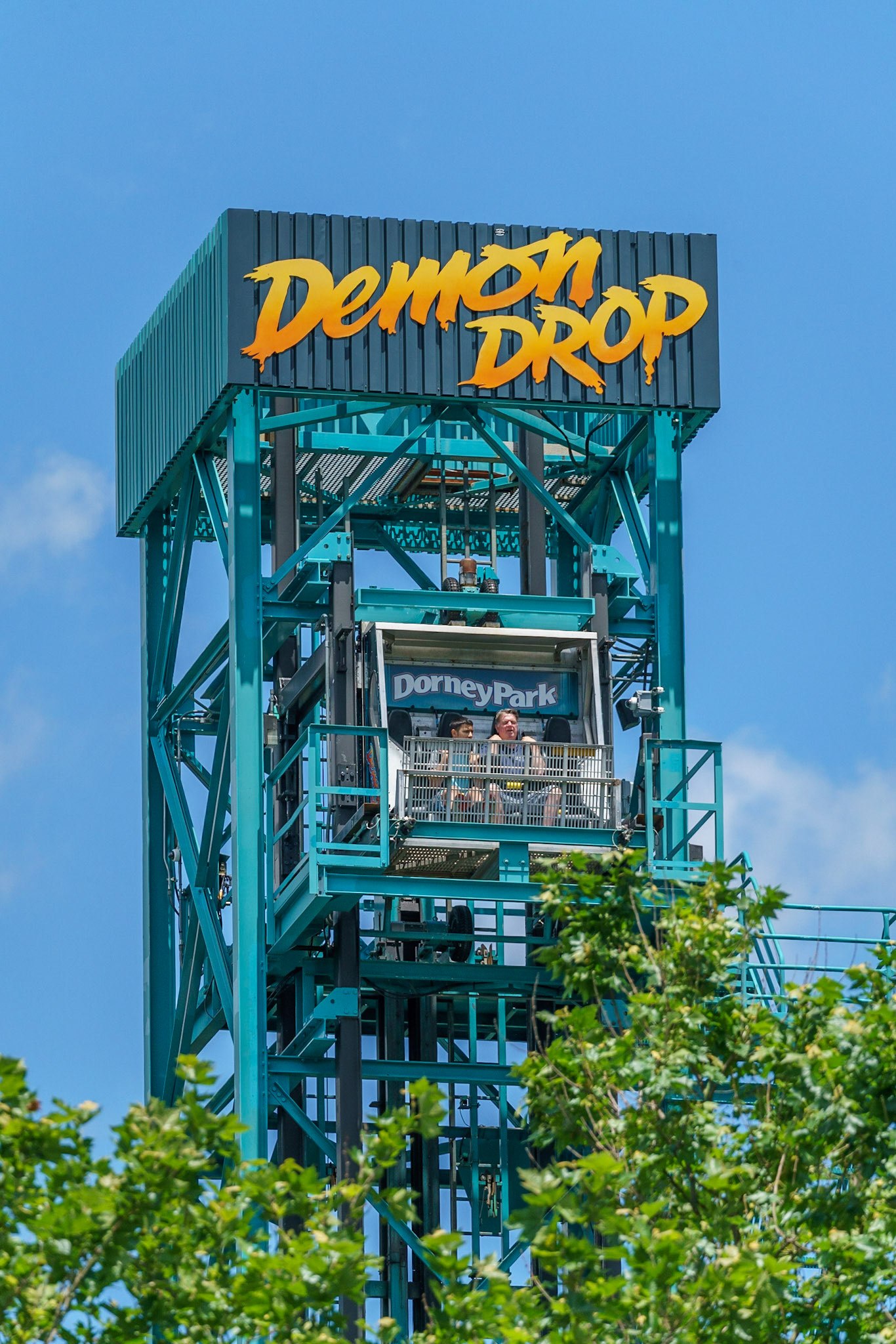 Photo by Jon Roost (www.jonroostphotos.com)