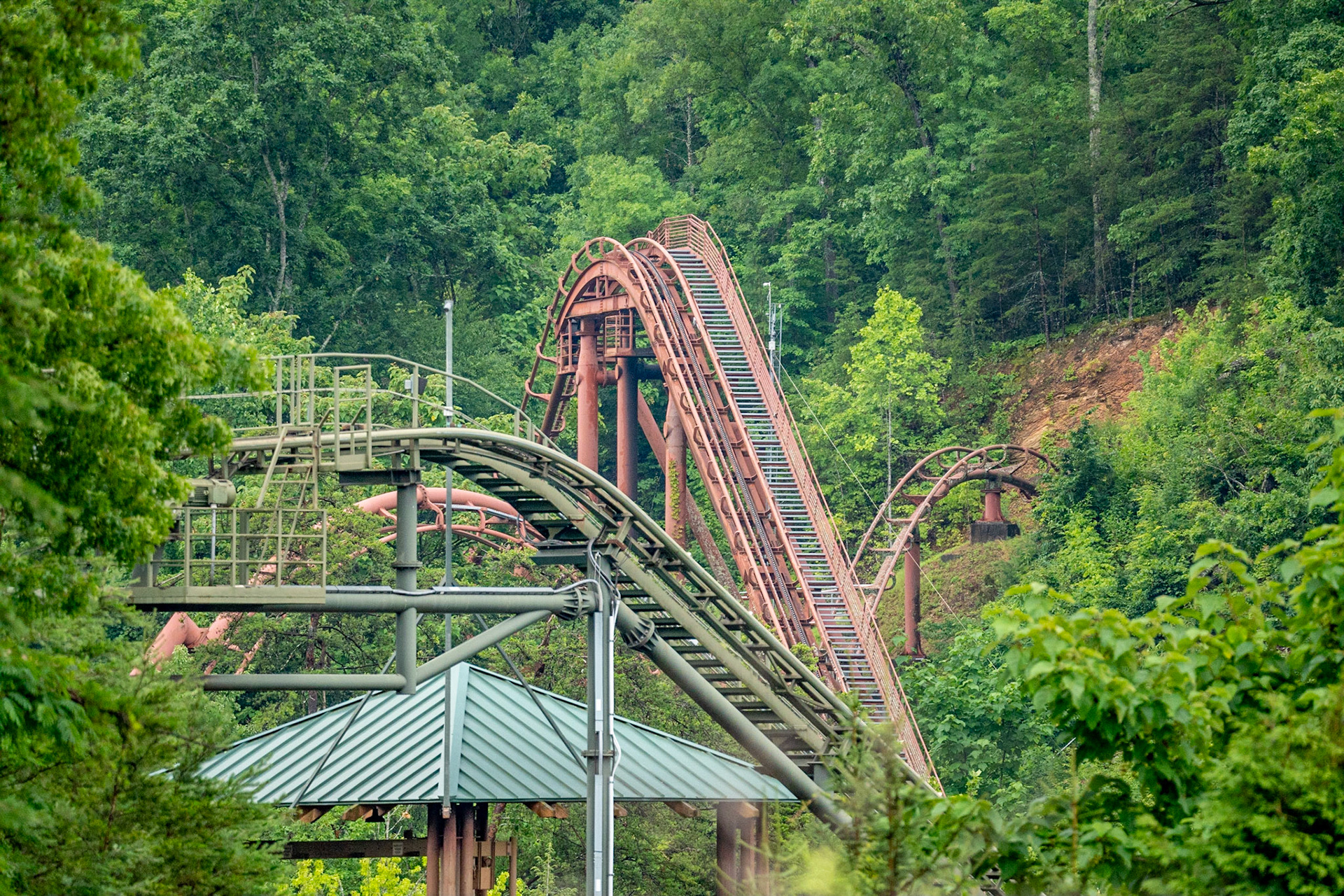 Photo by Jon Roost (www.jonroostphotos.com)