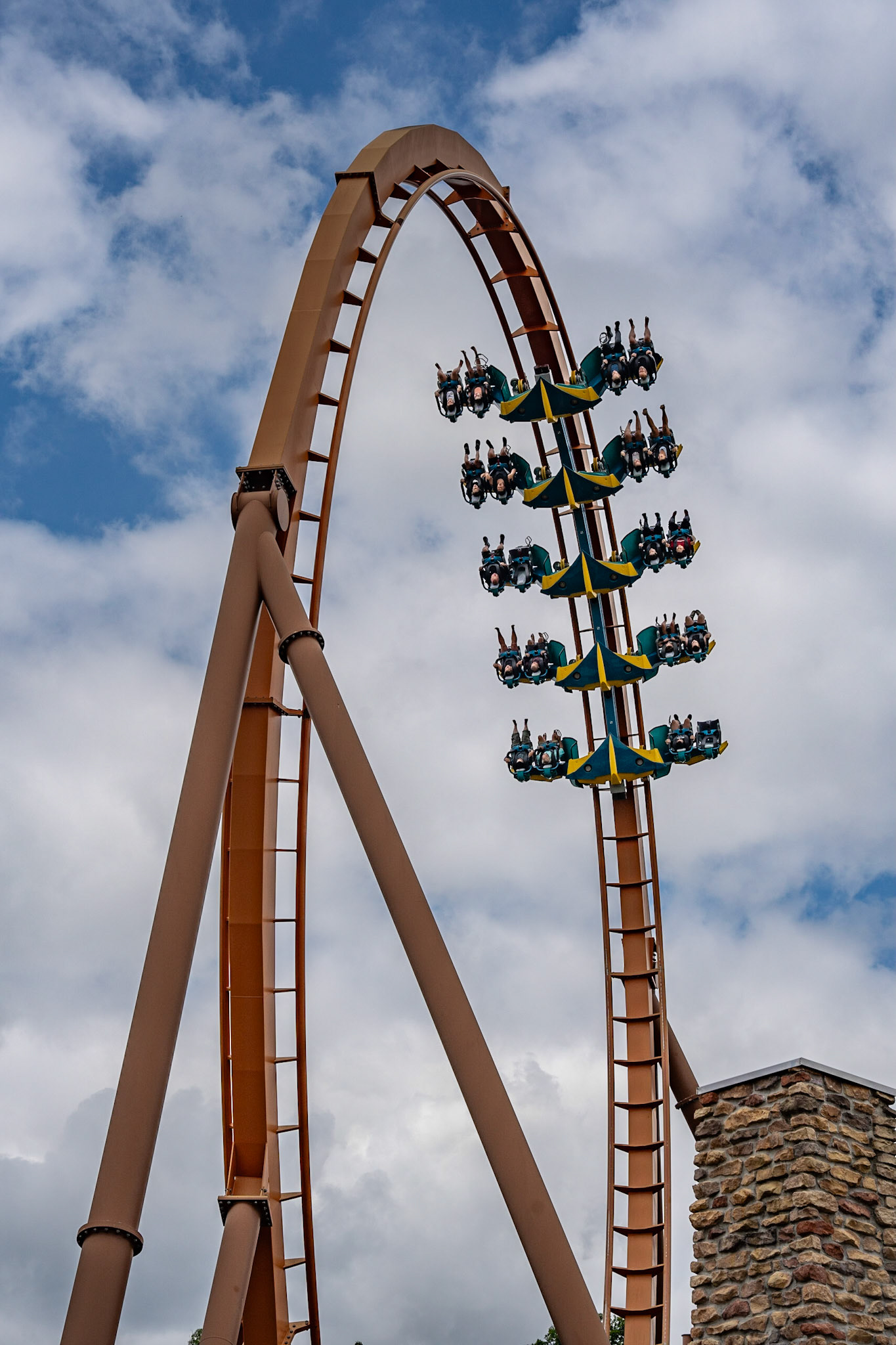 Photo by Jon Roost (www.jonroostphotos.com)