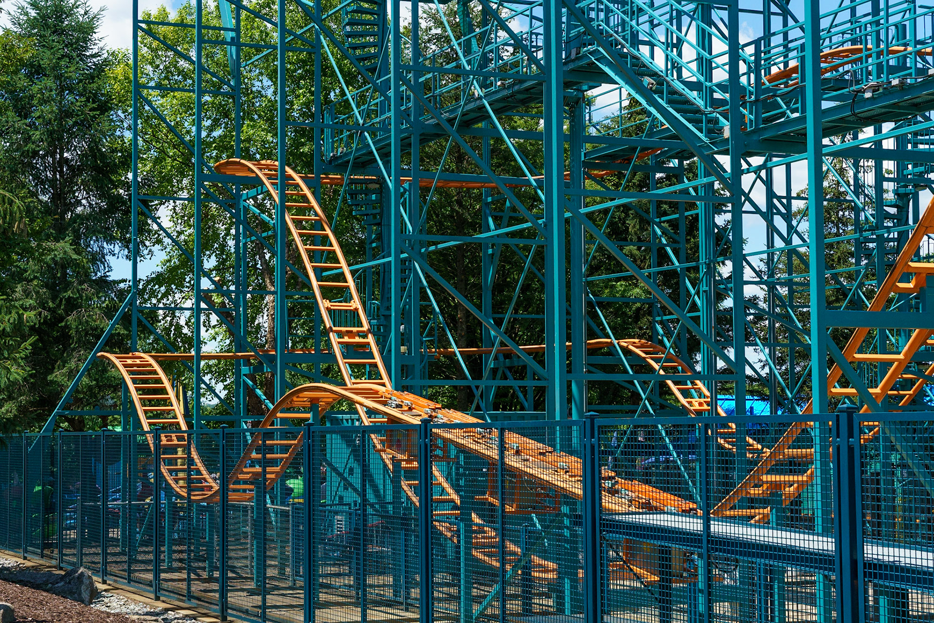 Photo by Jon Roost (www.jonroostphotos.com)