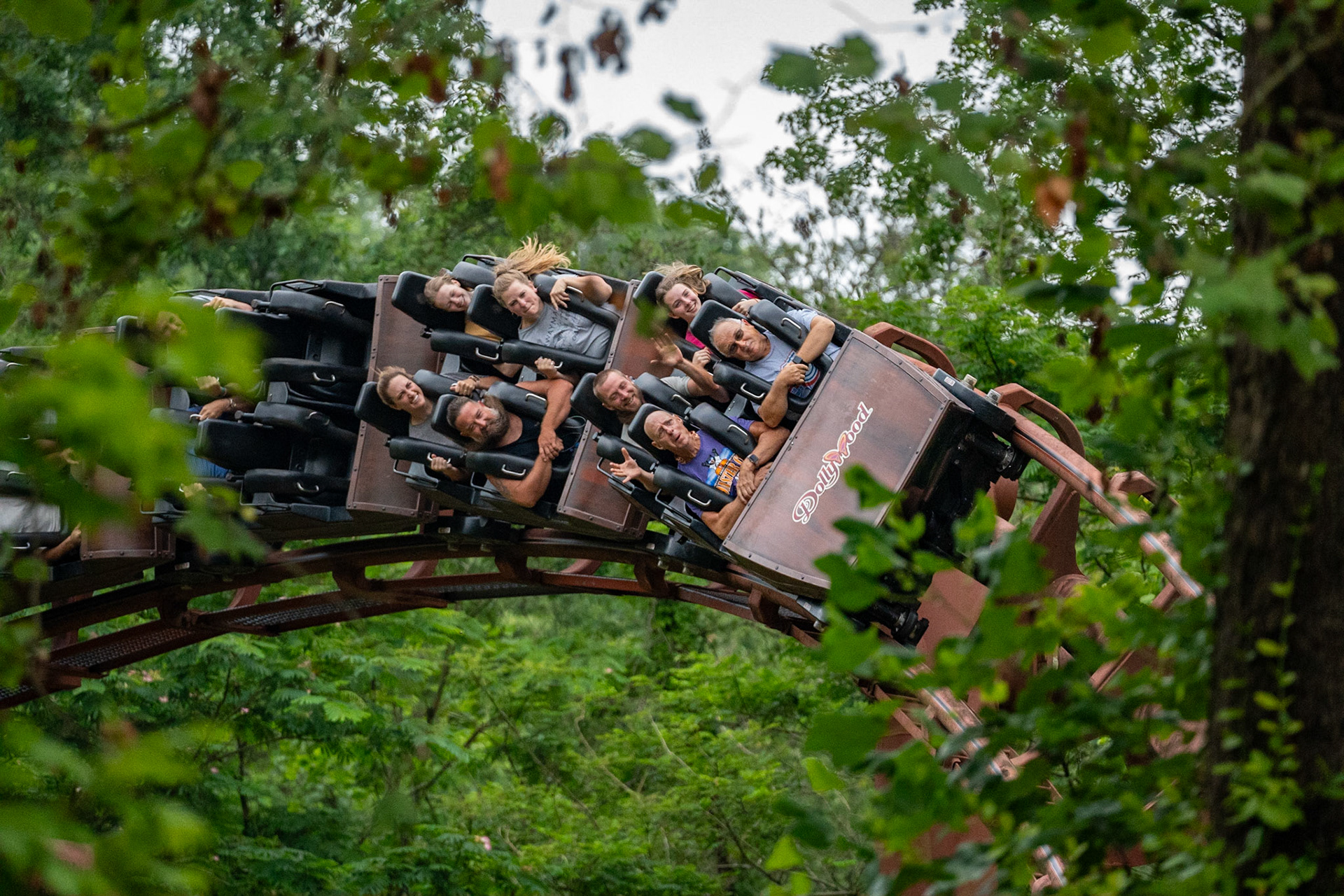 Photo by Jon Roost (www.jonroostphotos.com)