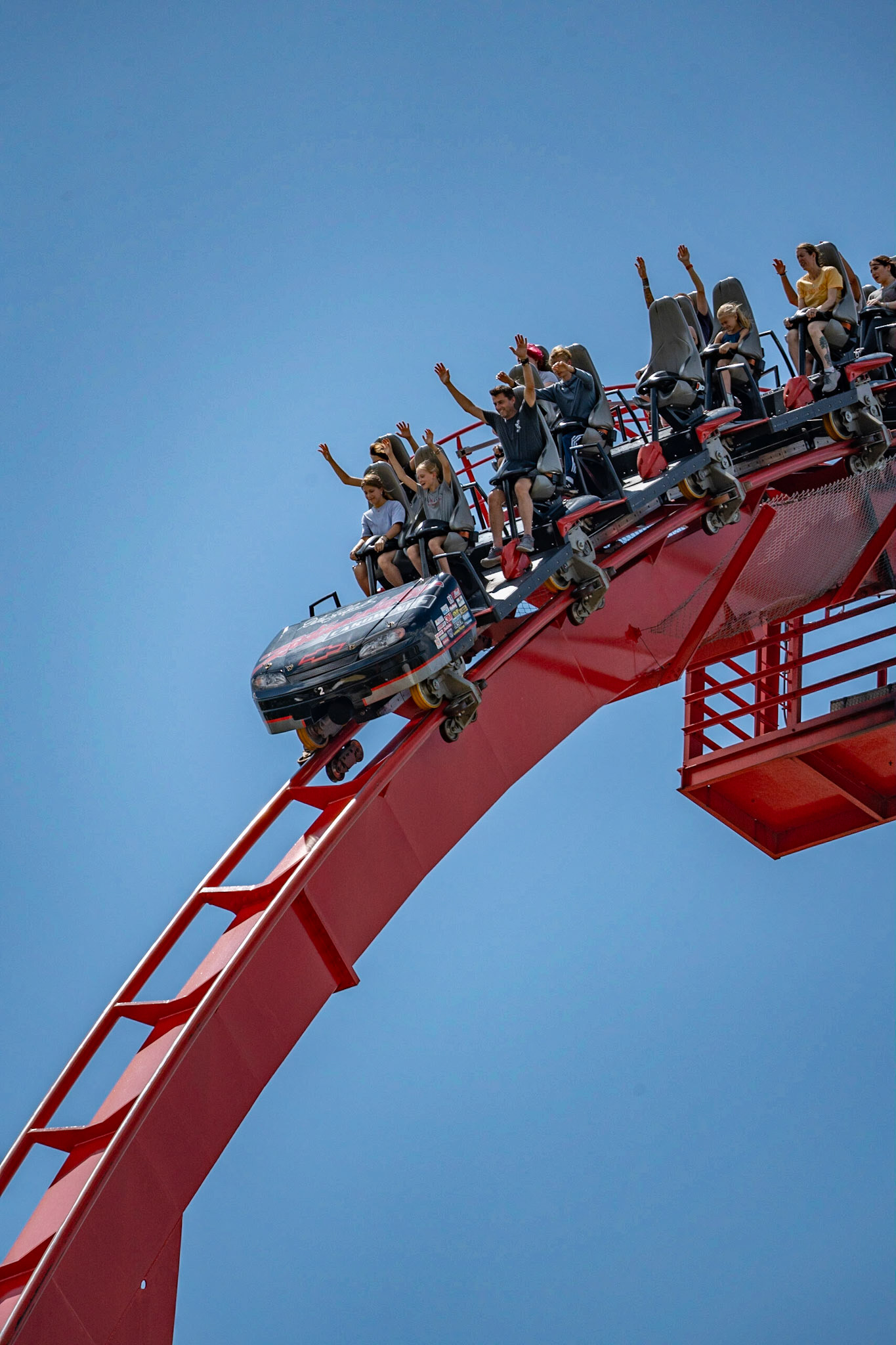 Photo by Jon Roost (www.jonroostphotos.com)