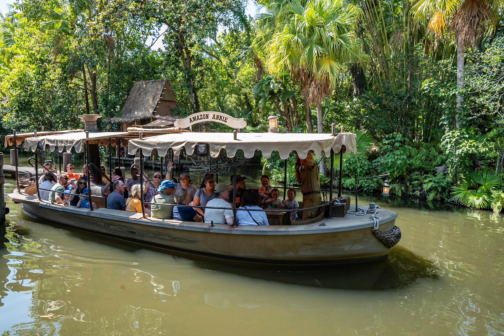 Photo by Jon Roost (www.jonroostphotos.com)