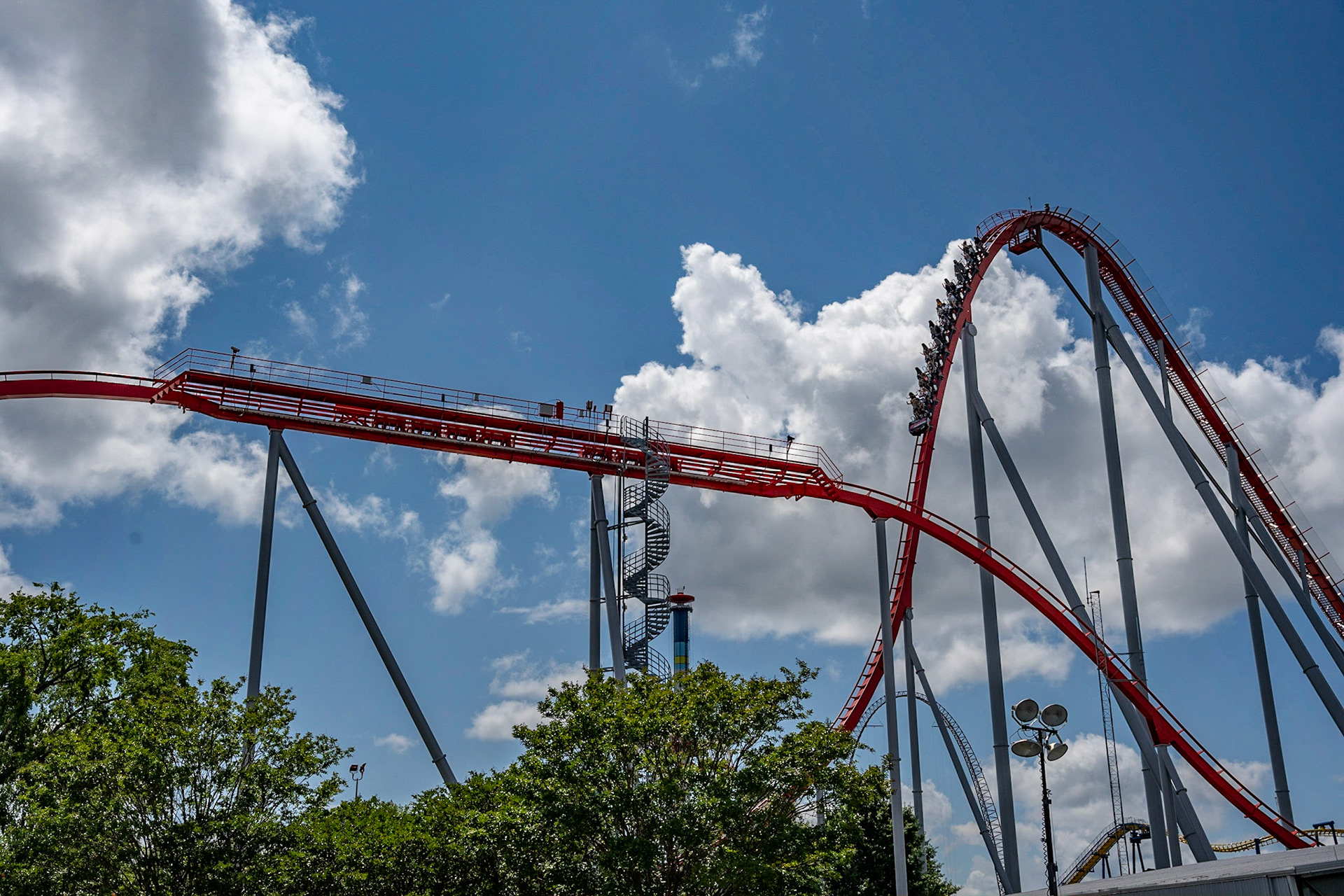 Photo by Jon Roost (www.jonroostphotos.com)