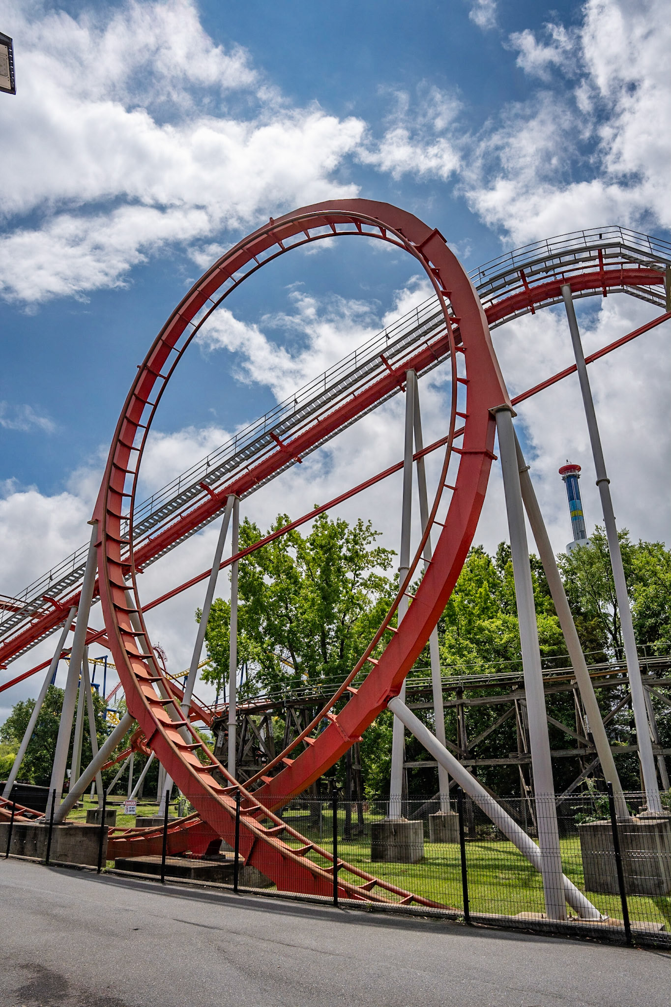 Photo by Jon Roost (www.jonroostphotos.com)