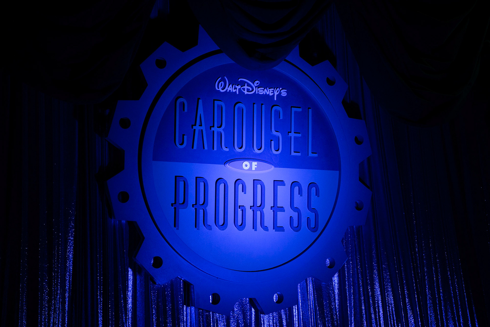 Photo by Jon Roost (www.jonroostphotos.com)