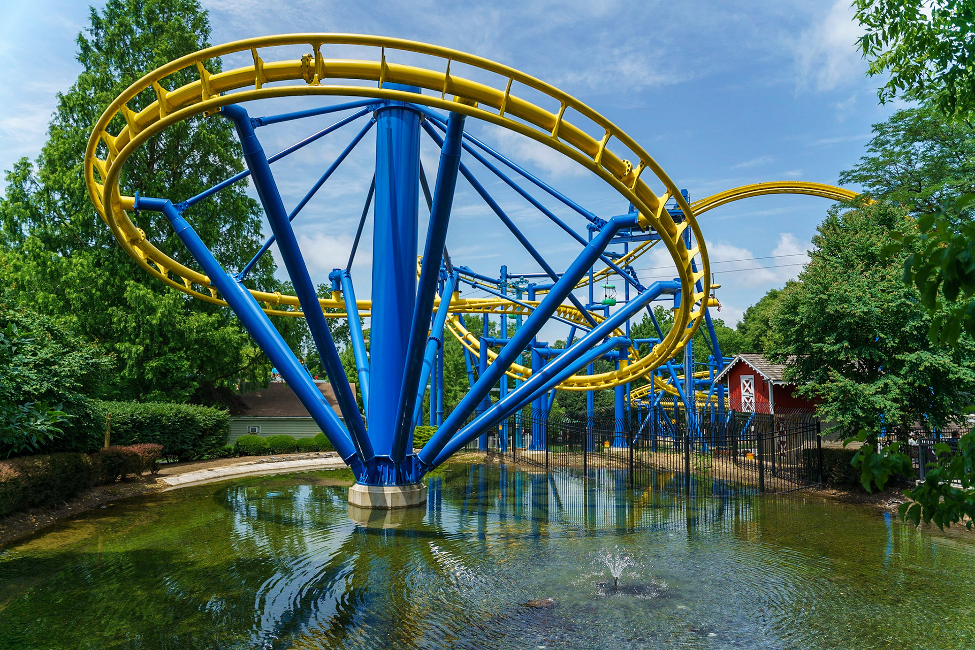 Photo by Jon Roost (www.jonroostphotos.com)