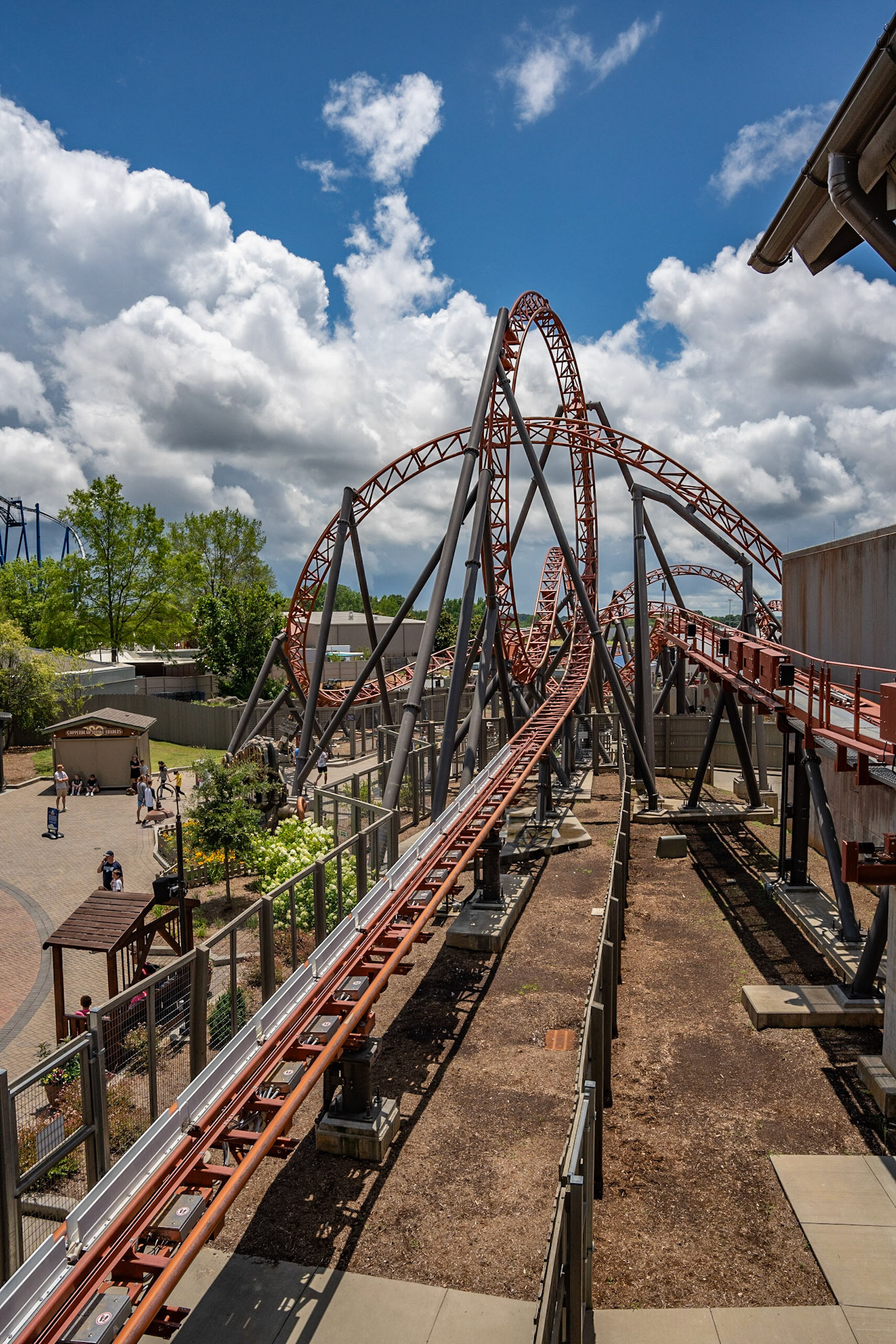 Photo by Jon Roost (www.jonroostphotos.com)