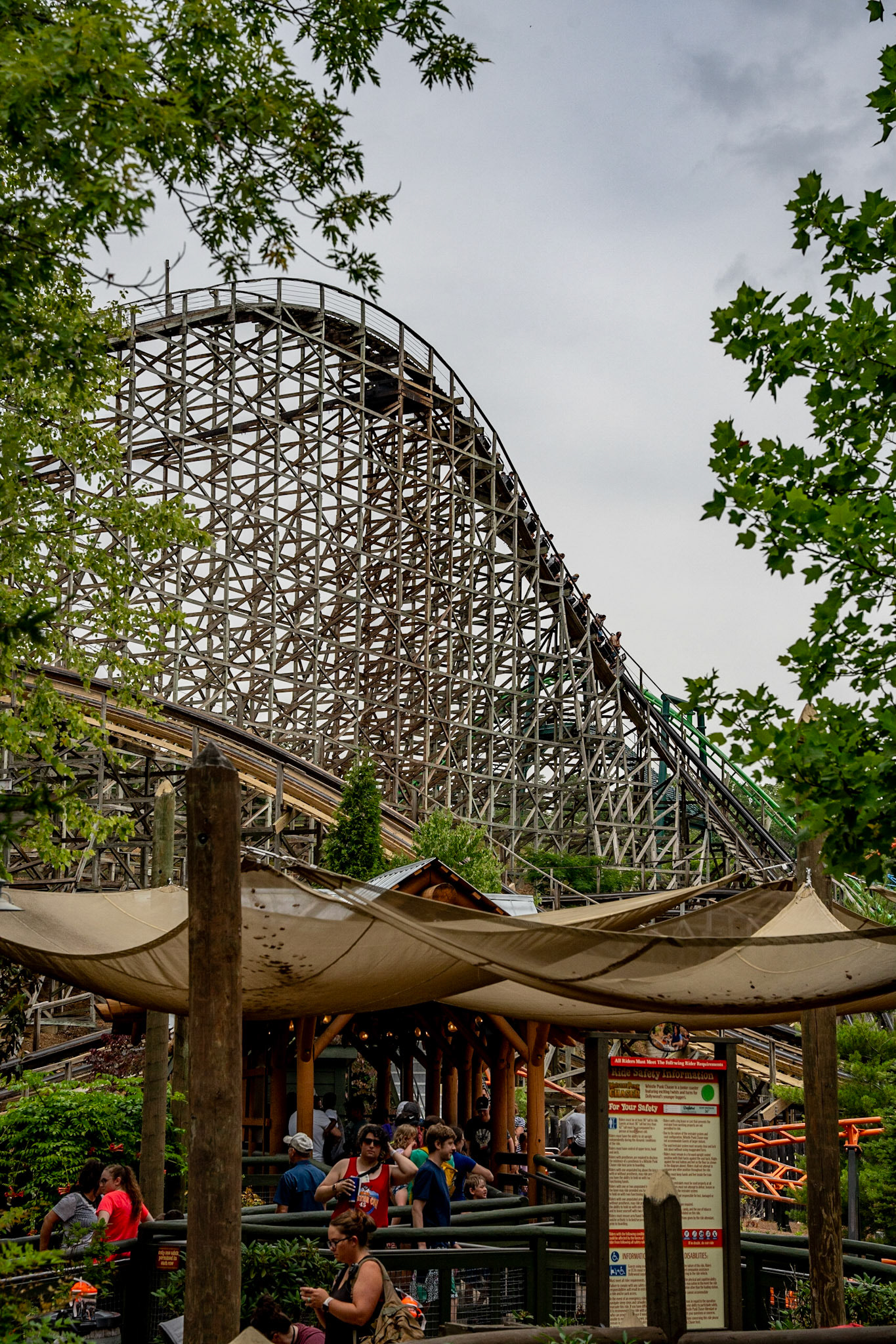 Photo by Jon Roost (www.jonroostphotos.com)